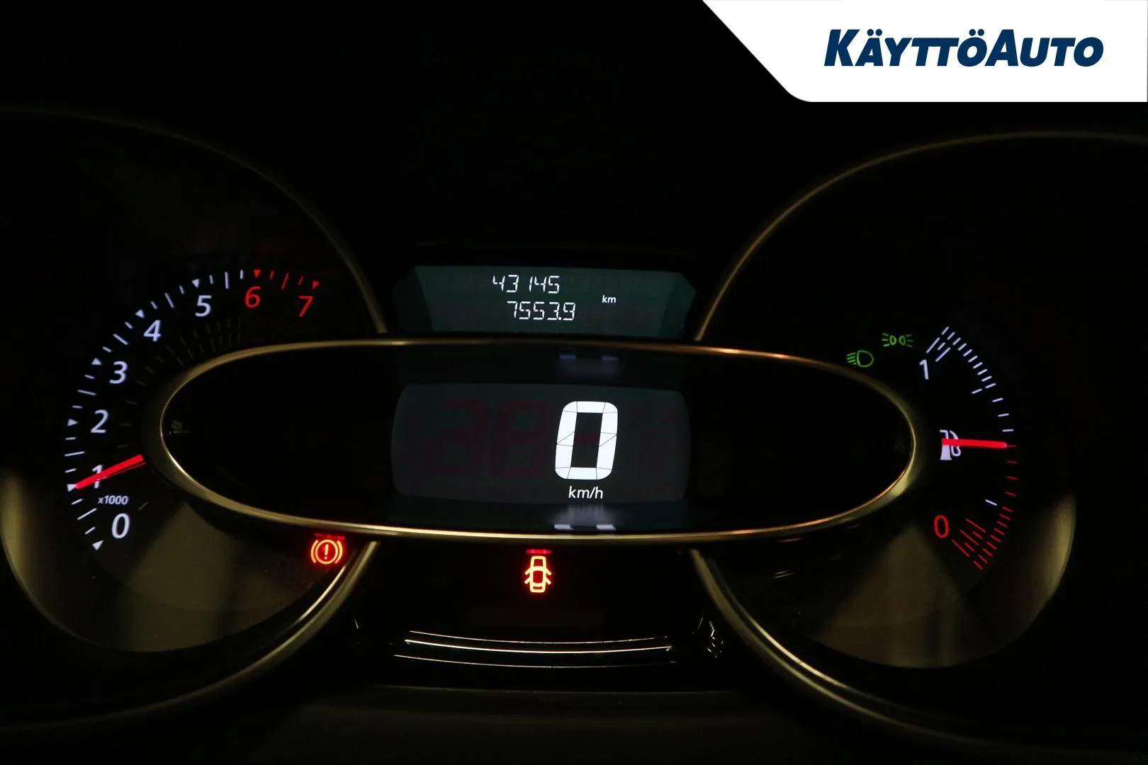 RENAULT Clio YJK-337 carousel image
