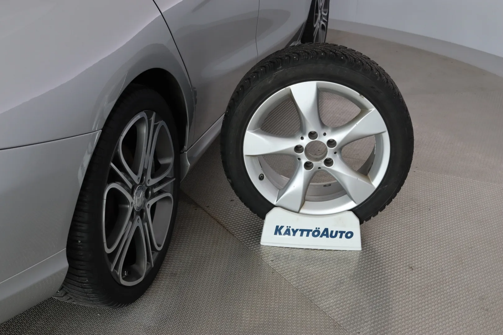 MERCEDES-BENZ CLA SNM-713 carousel image