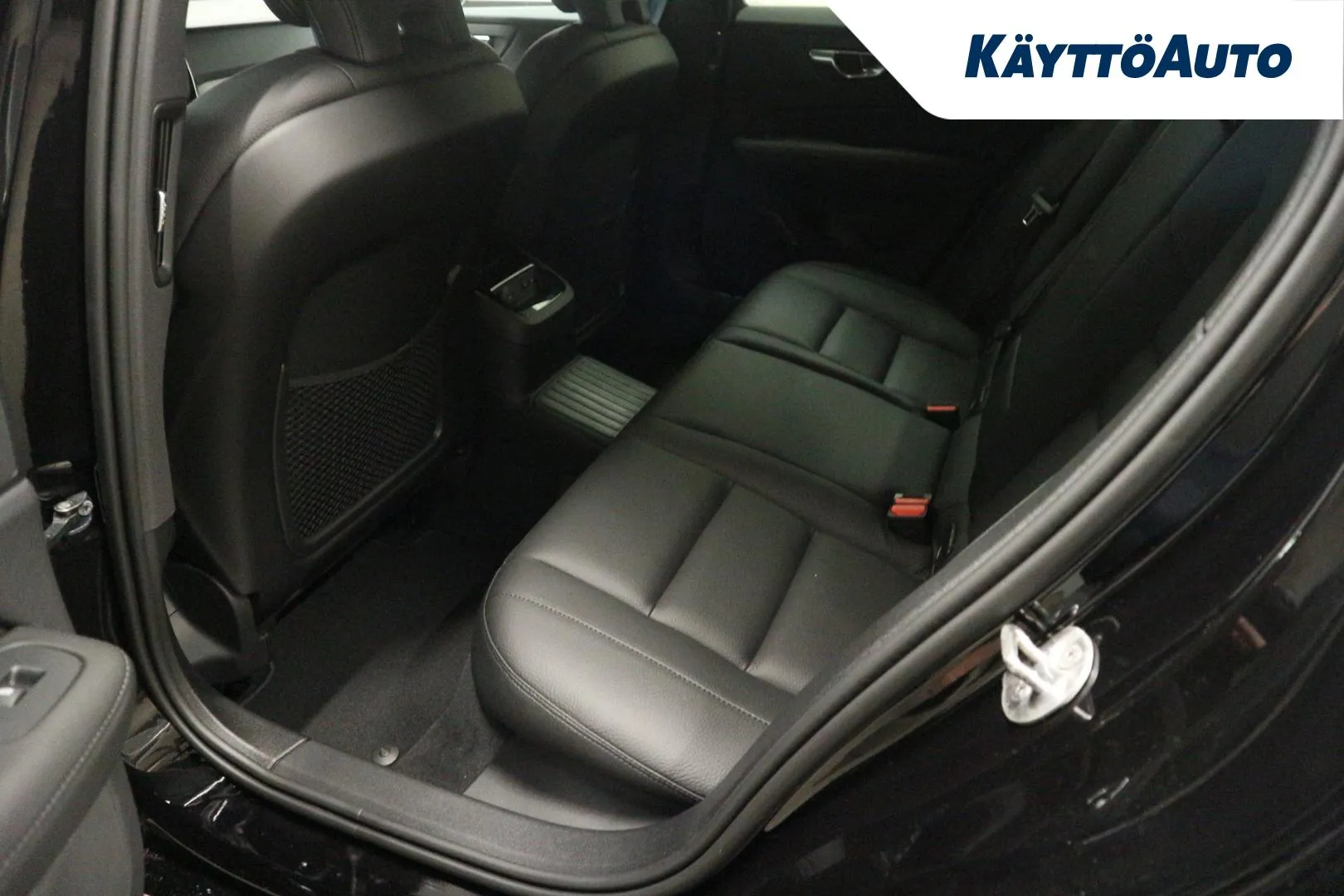Volvo V60 EVK-789 carousel image