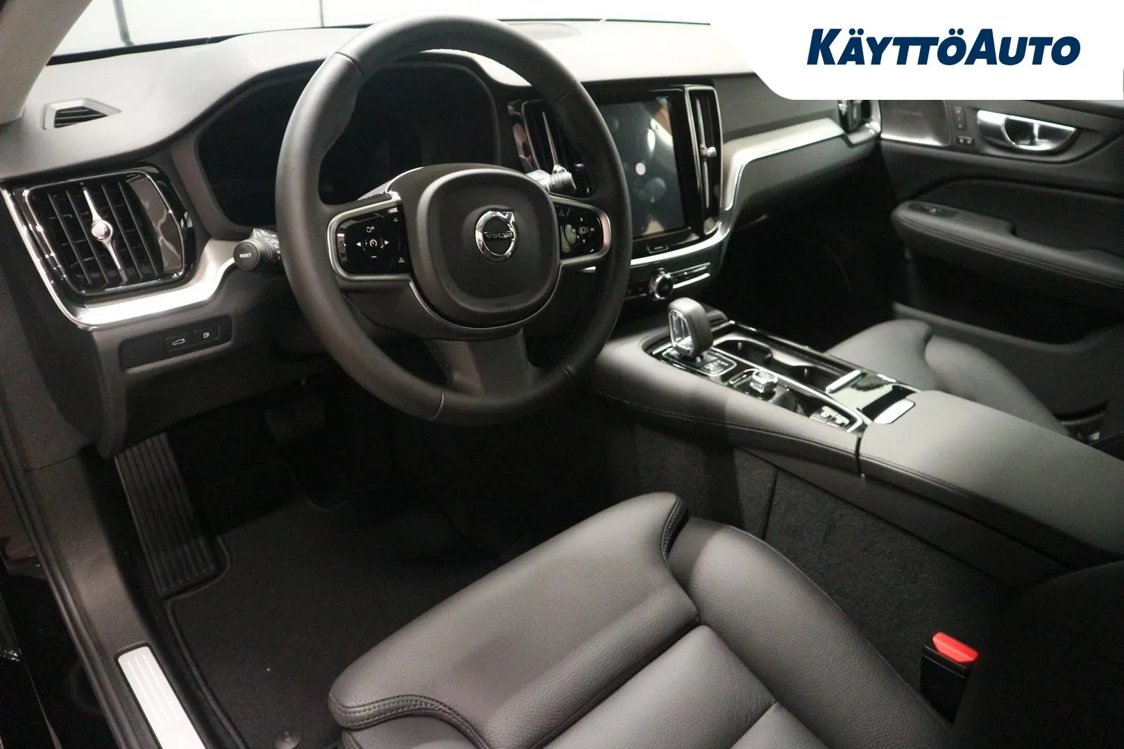 Volvo V60 EVK-789 carousel image