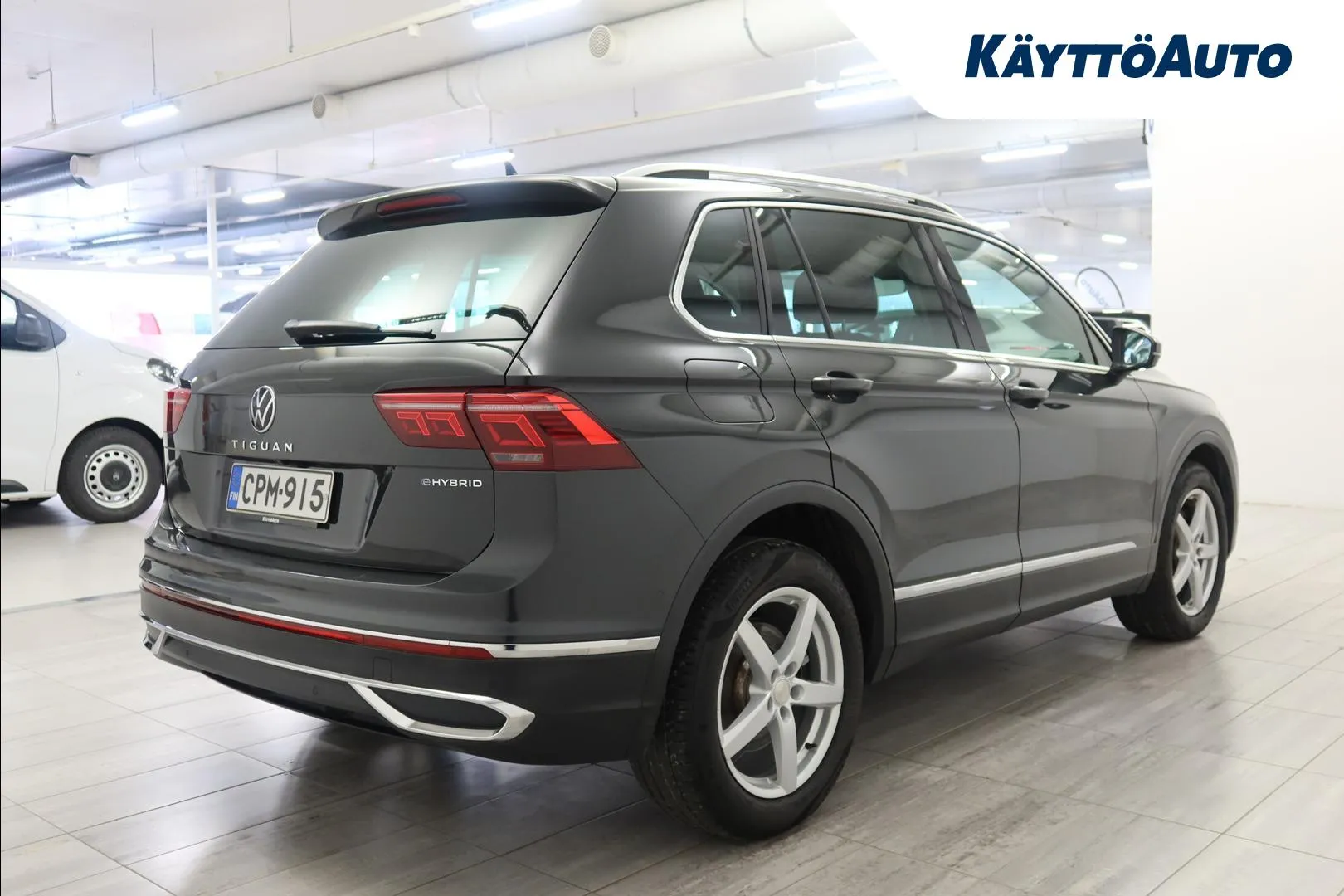 Volkswagen Tiguan CPM-915 carousel image