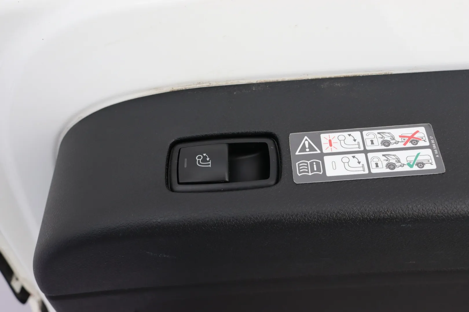 MERCEDES-BENZ GL MYT-963 carousel image