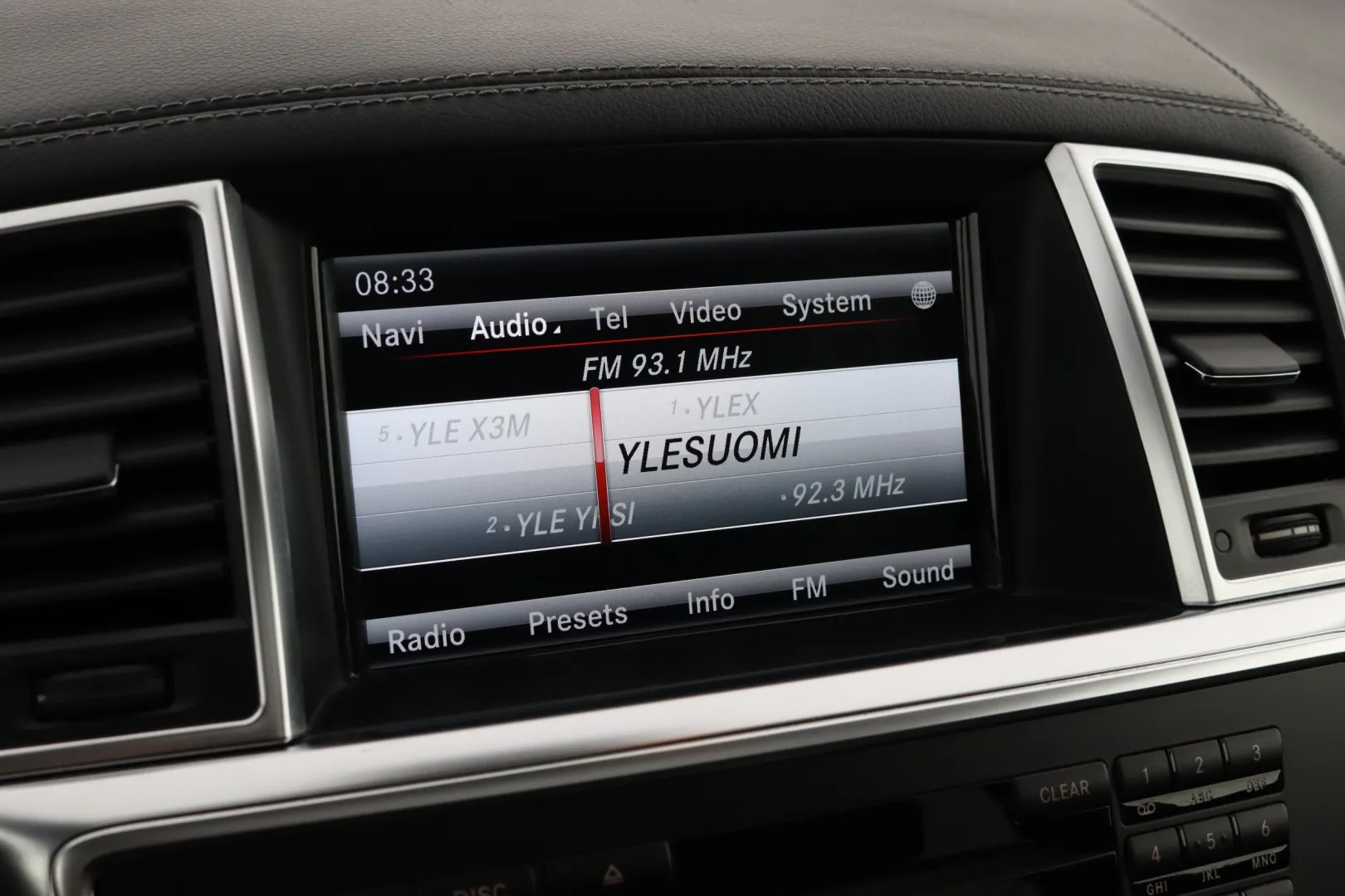 MERCEDES-BENZ GL MYT-963 carousel image