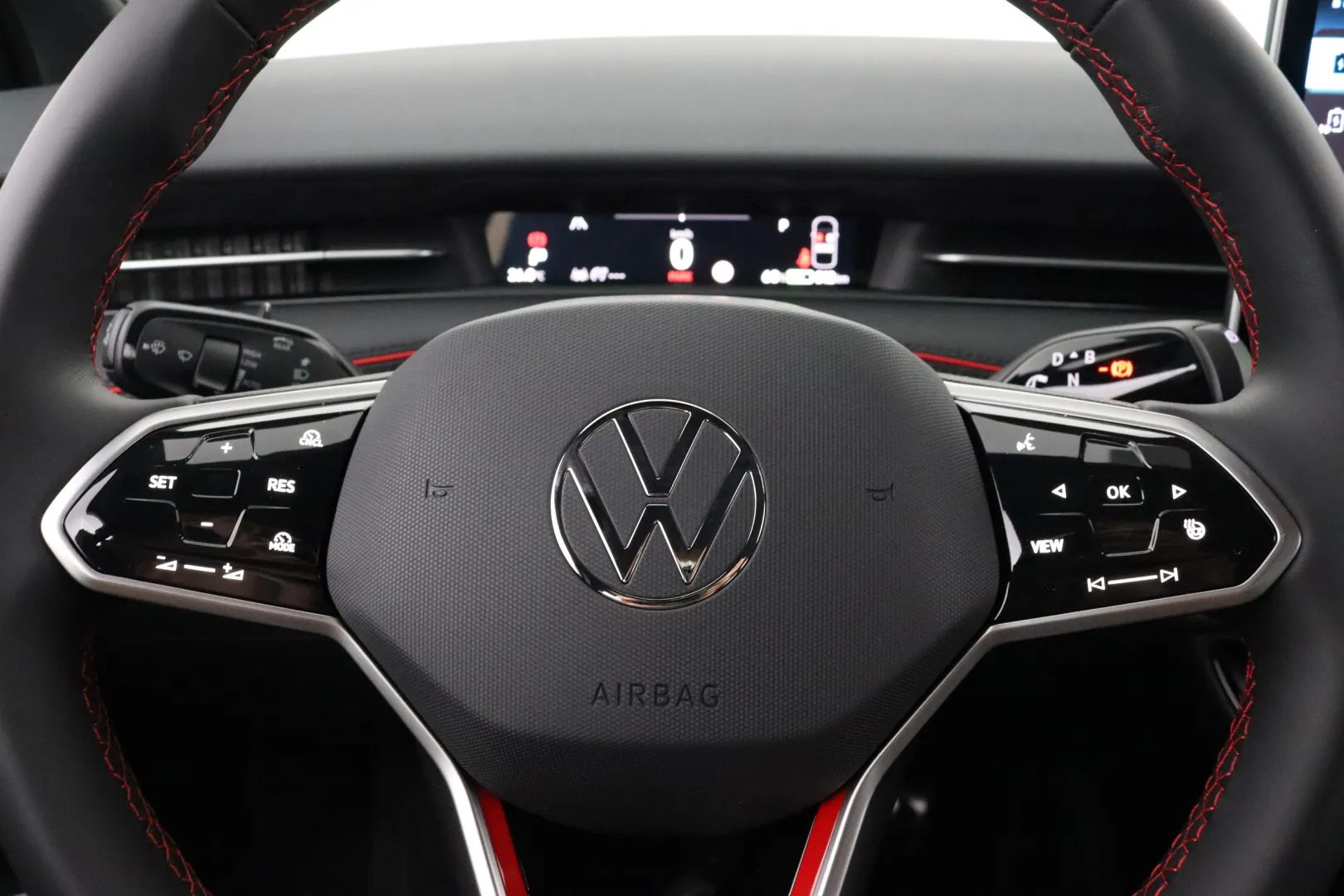 Volkswagen ID.7 YYI-759 carousel image