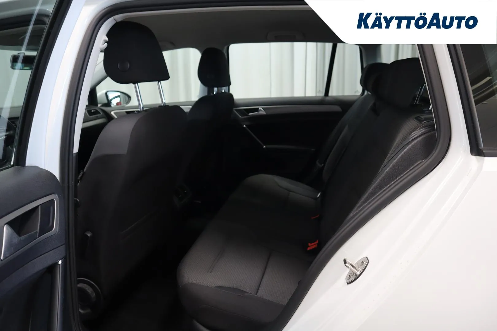 VOLKSWAGEN Golf XNM-276 carousel image
