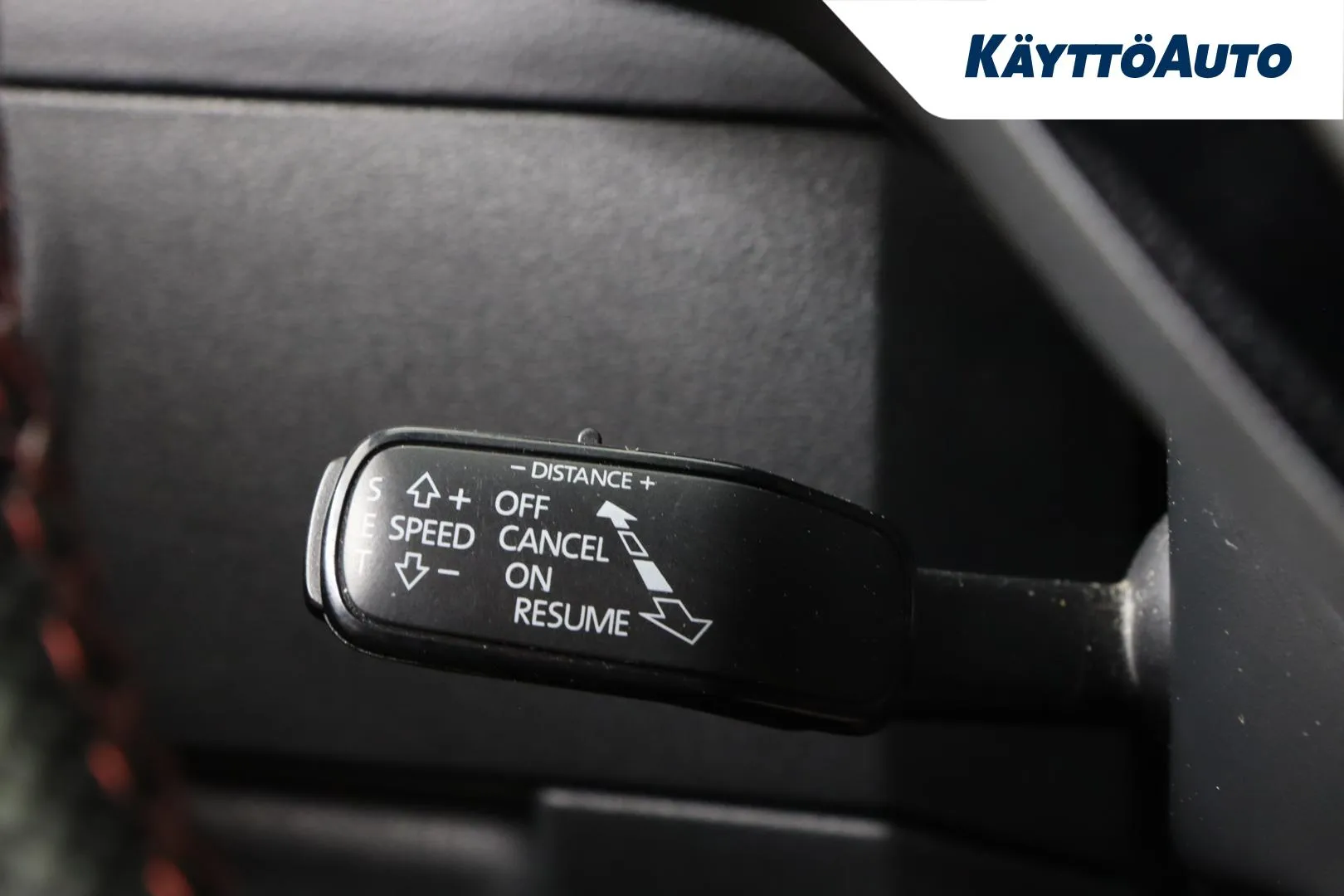 SKODA Octavia LNB-118 carousel image