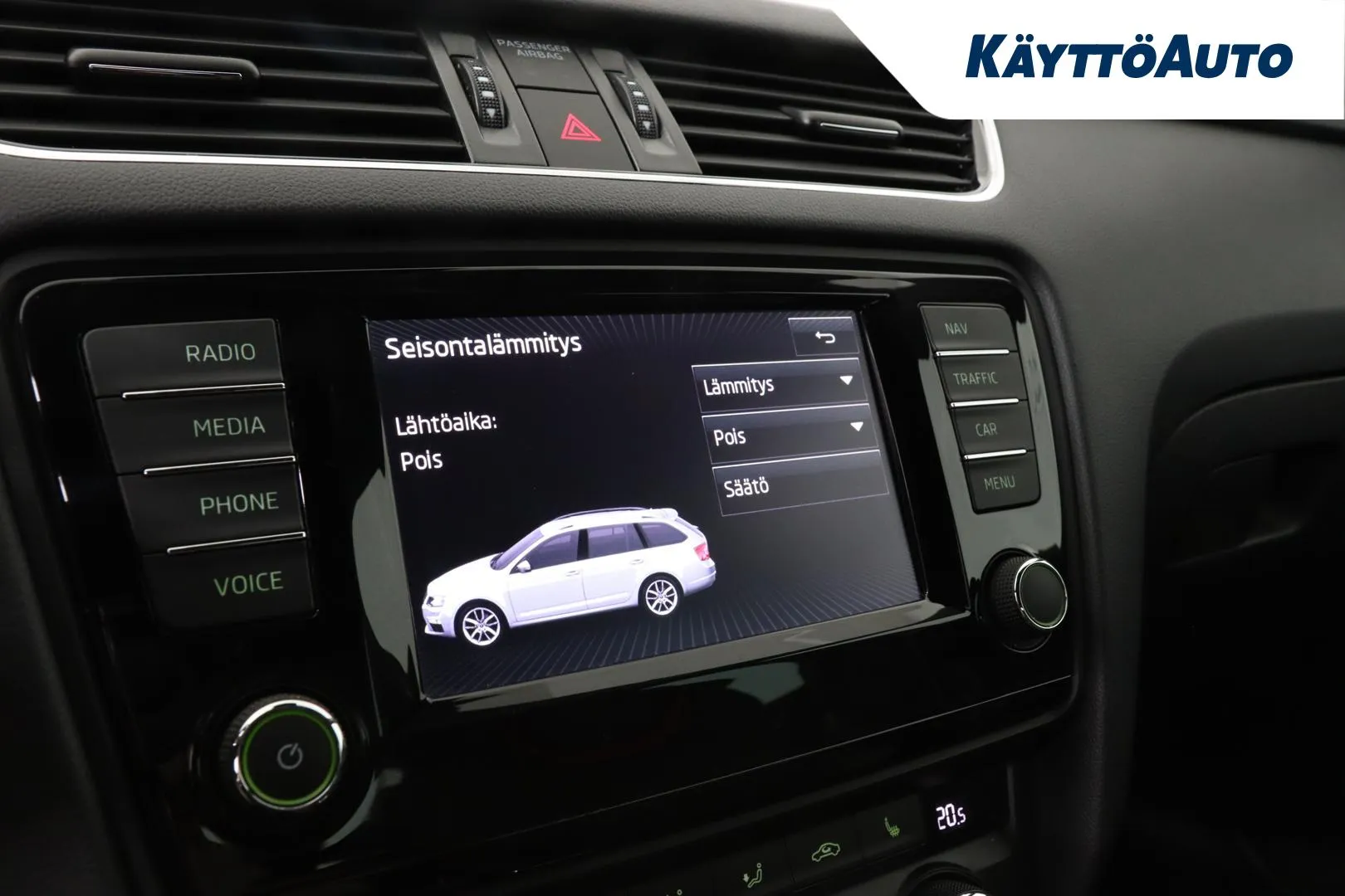 SKODA Octavia LNB-118 carousel image