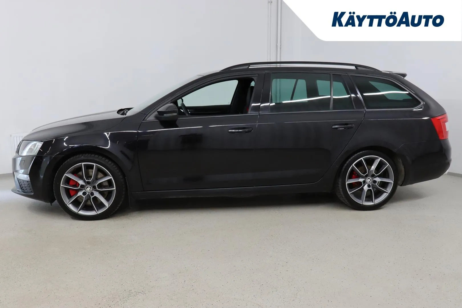 SKODA Octavia LNB-118 carousel image