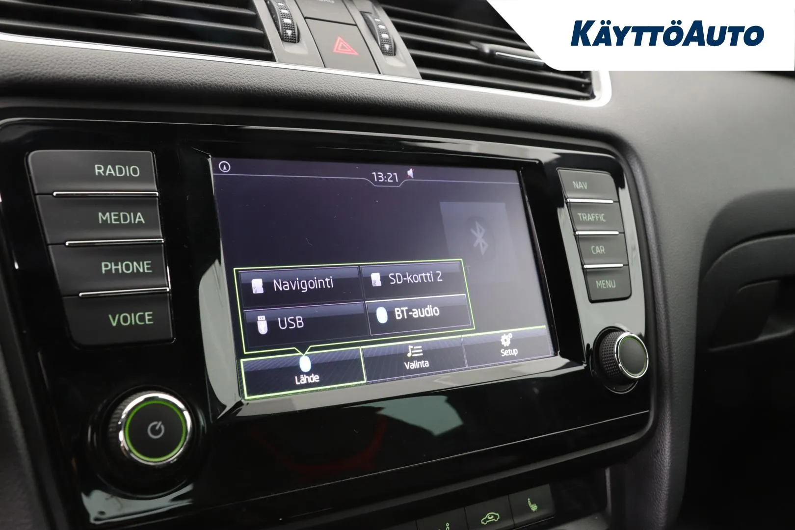 SKODA Octavia LNB-118 carousel image