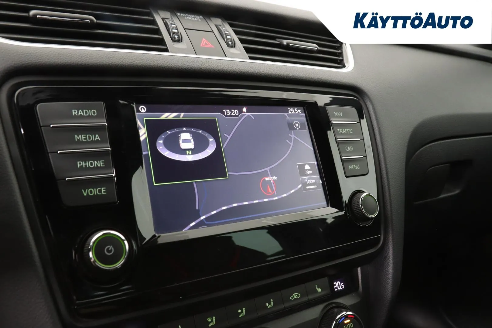 SKODA Octavia LNB-118 carousel image