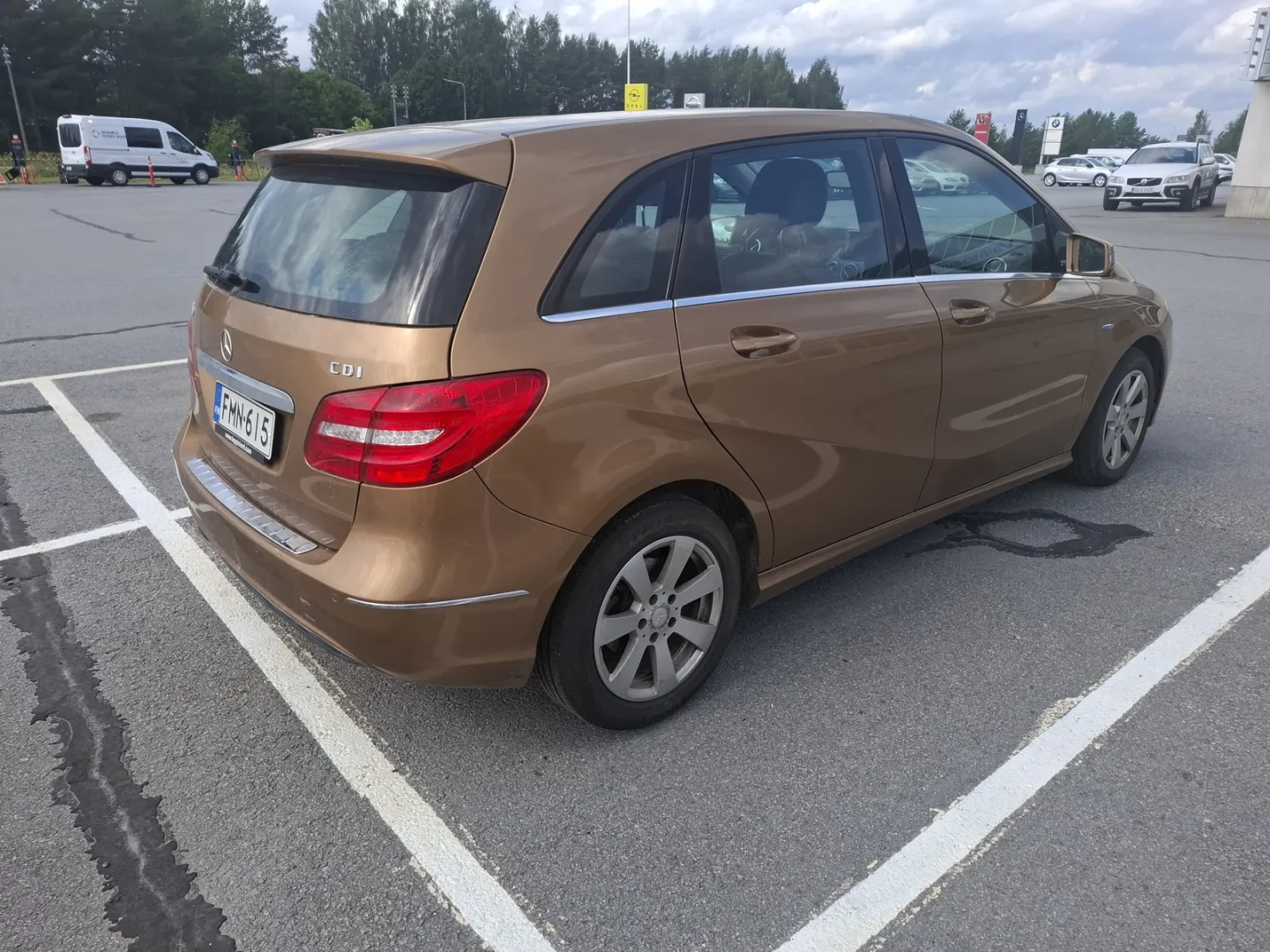 MERCEDES-BENZ B FMN-615 carousel image
