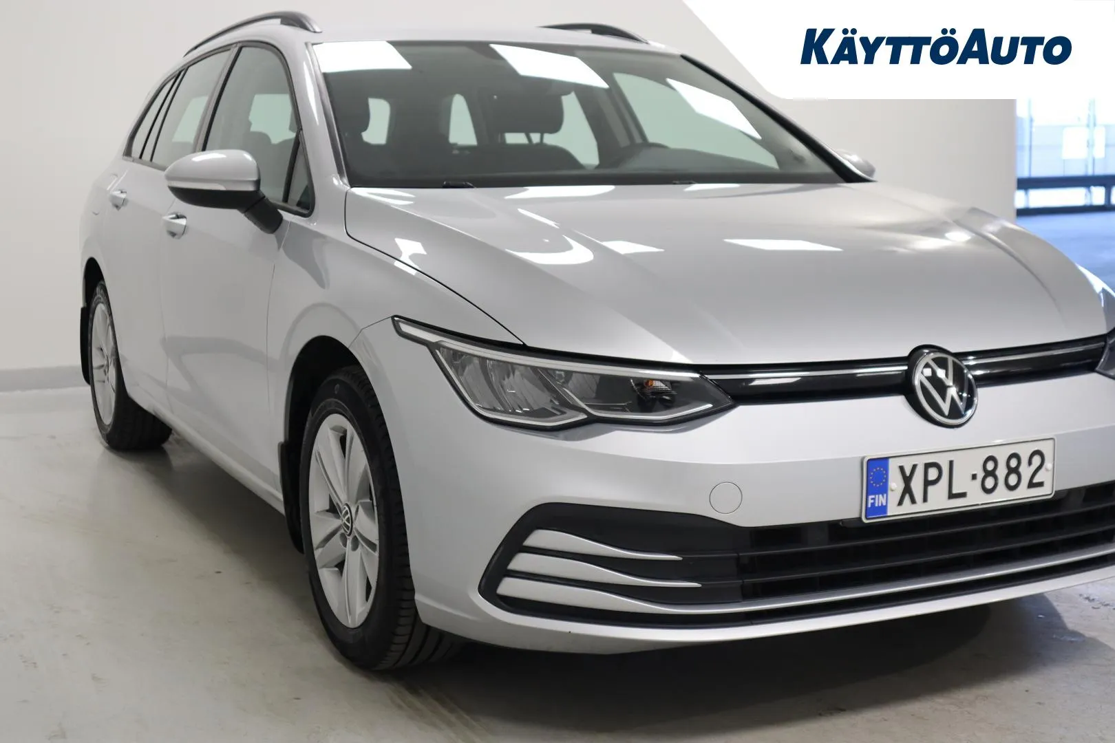 VOLKSWAGEN Golf XPL-882 carousel image