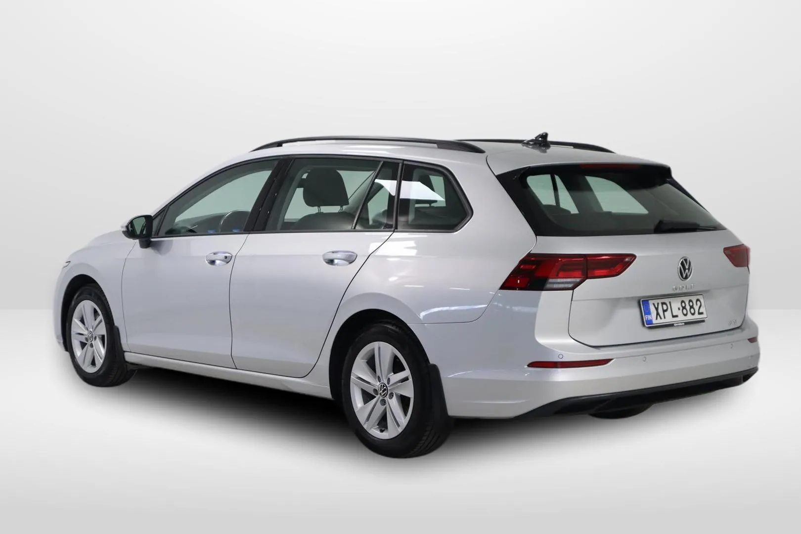 VOLKSWAGEN Golf XPL-882 carousel image