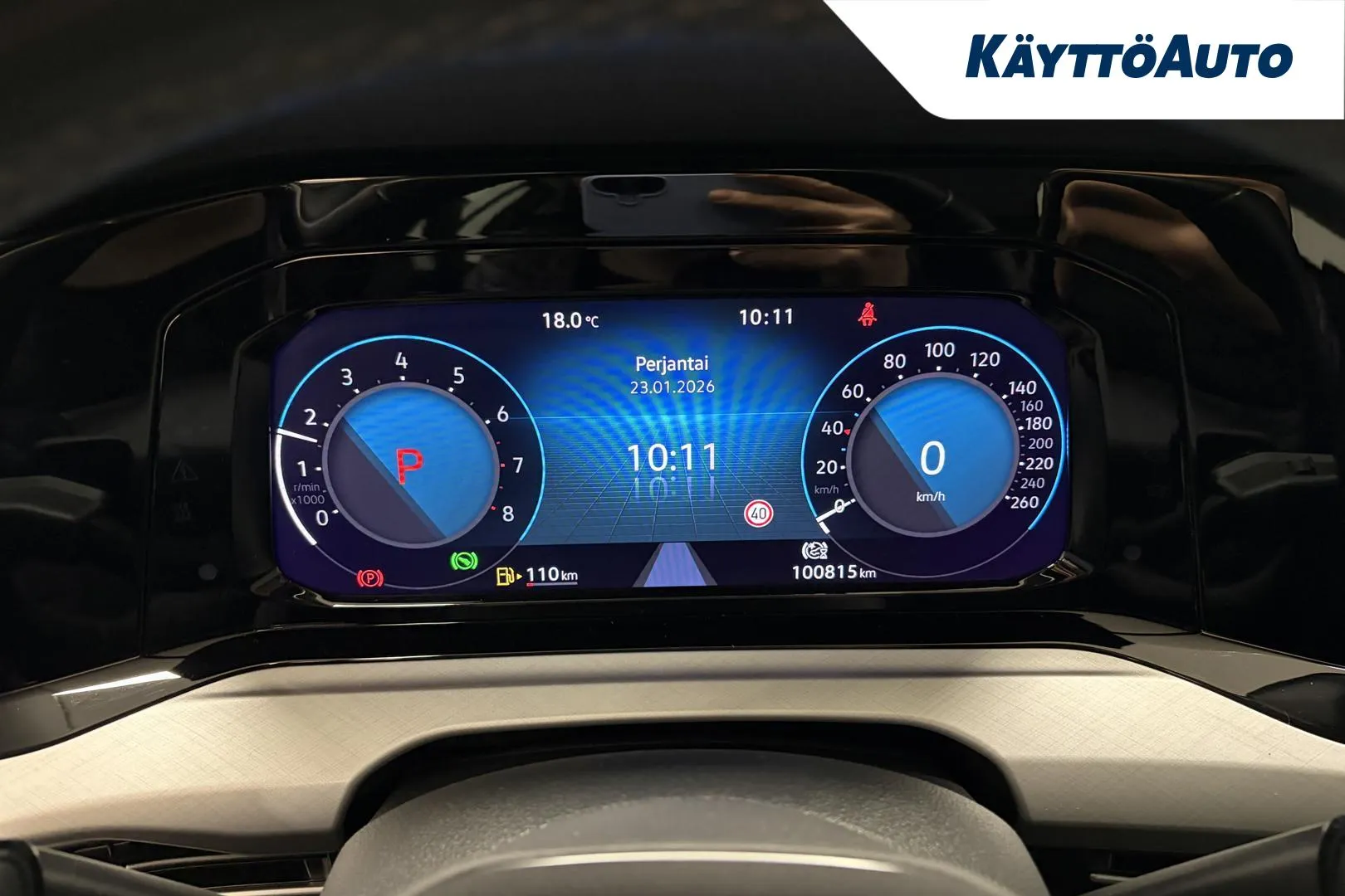 VOLKSWAGEN Golf XPL-882 carousel image