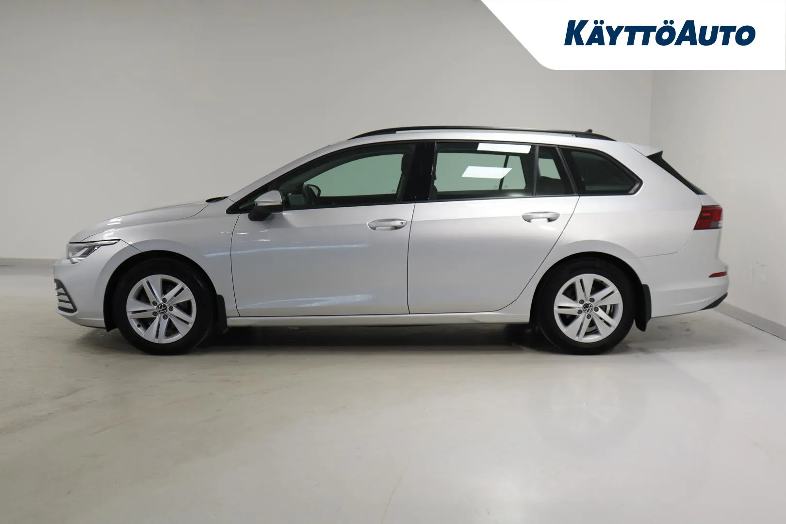 VOLKSWAGEN Golf XPL-882 carousel image