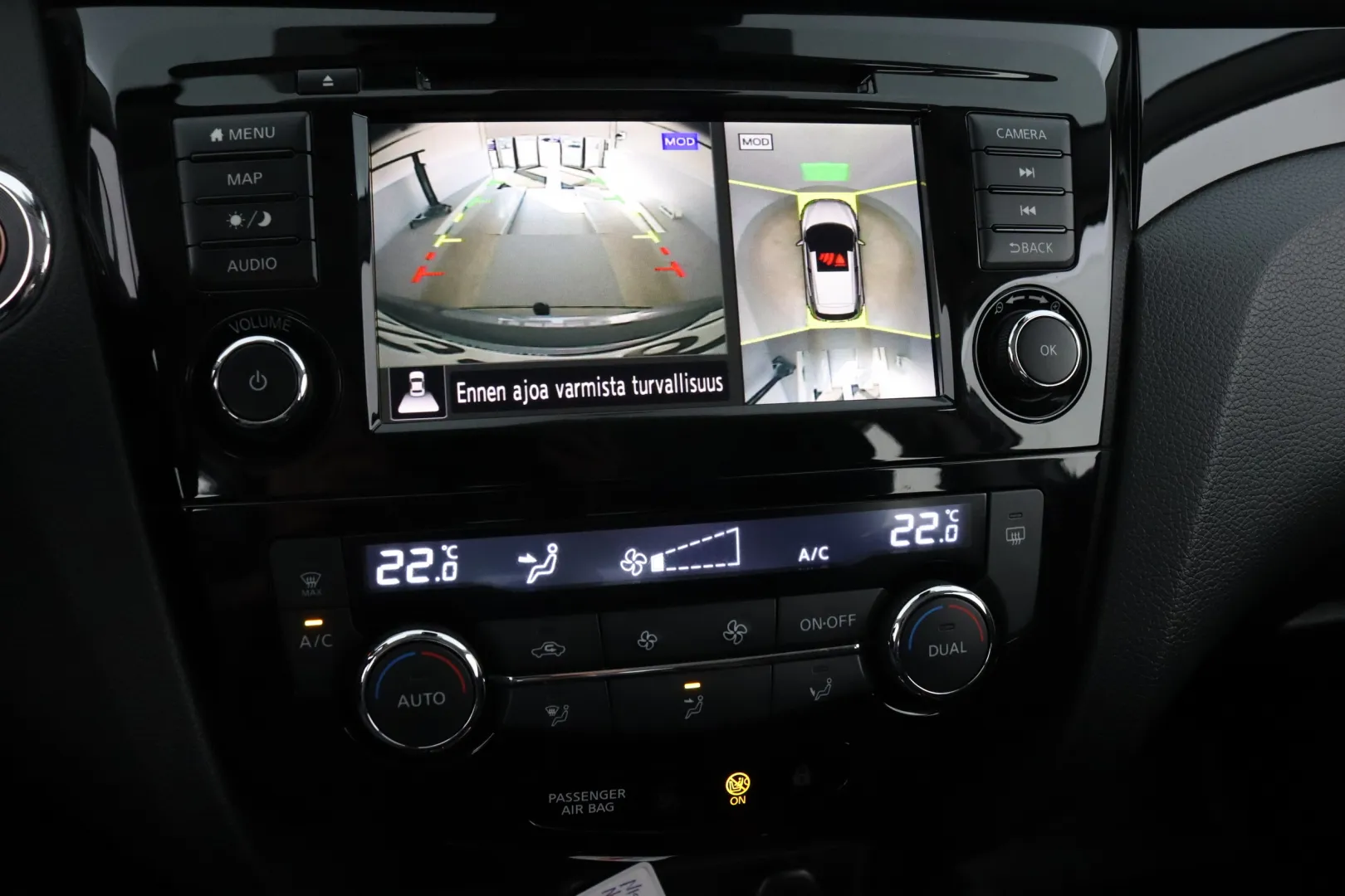 NISSAN Qashqai GTG-567 carousel image