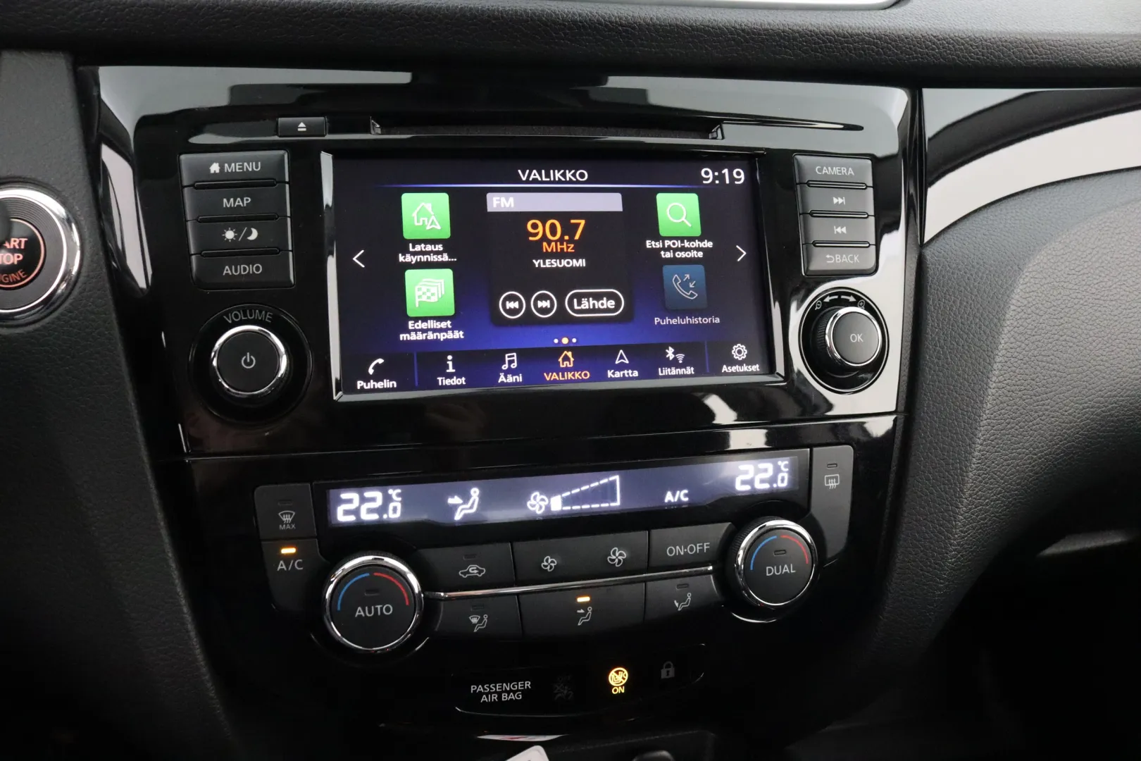 NISSAN Qashqai GTG-567 carousel image