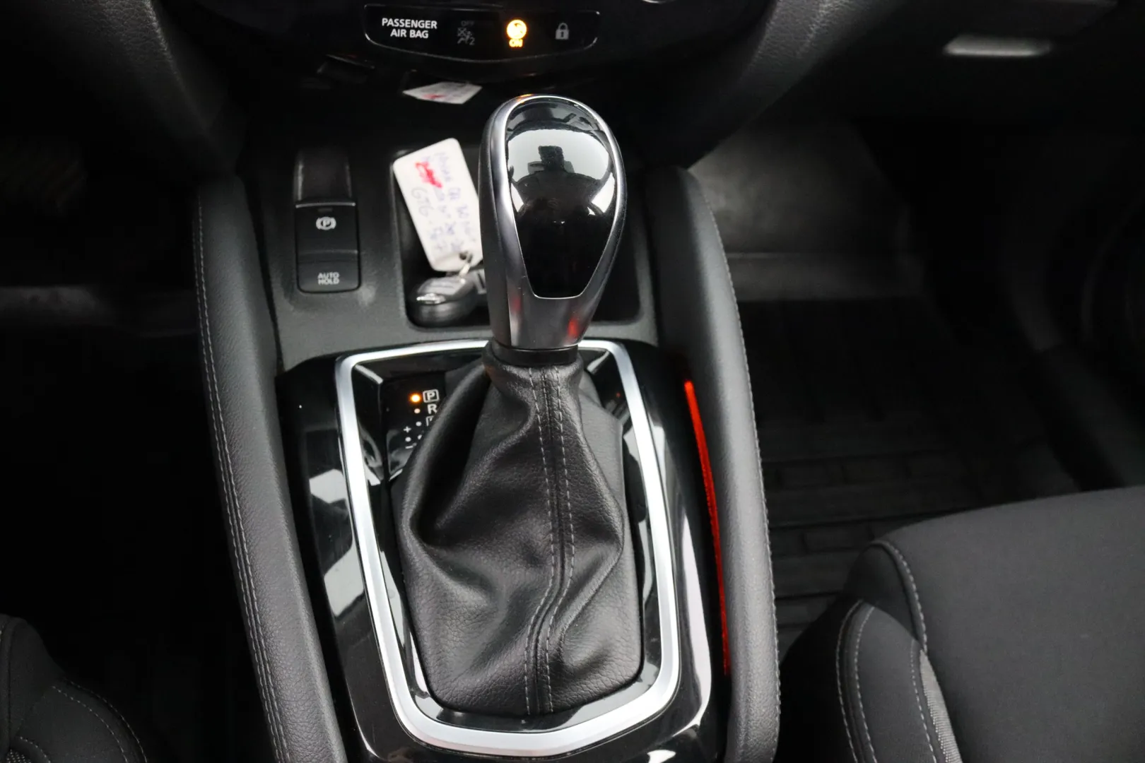 NISSAN Qashqai GTG-567 carousel image