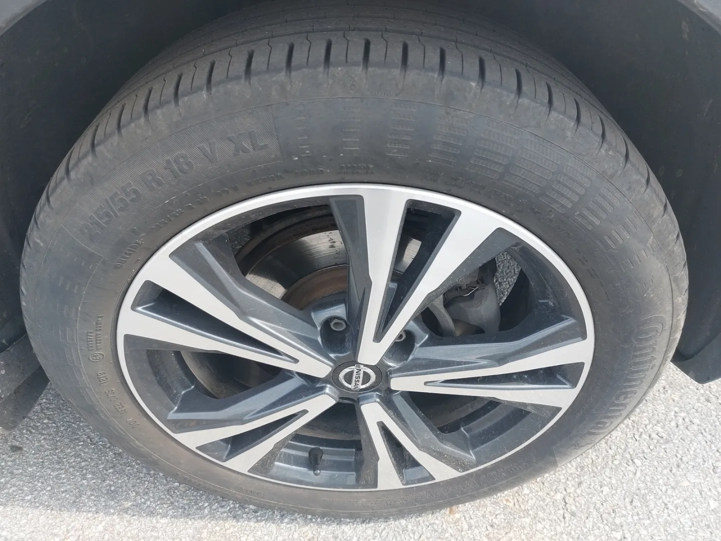 NISSAN Qashqai GNM-382 carousel image