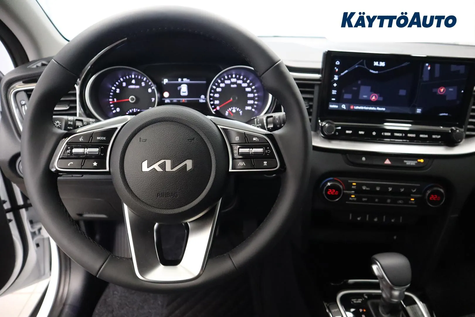 Kia XCeed YYE-790 carousel image