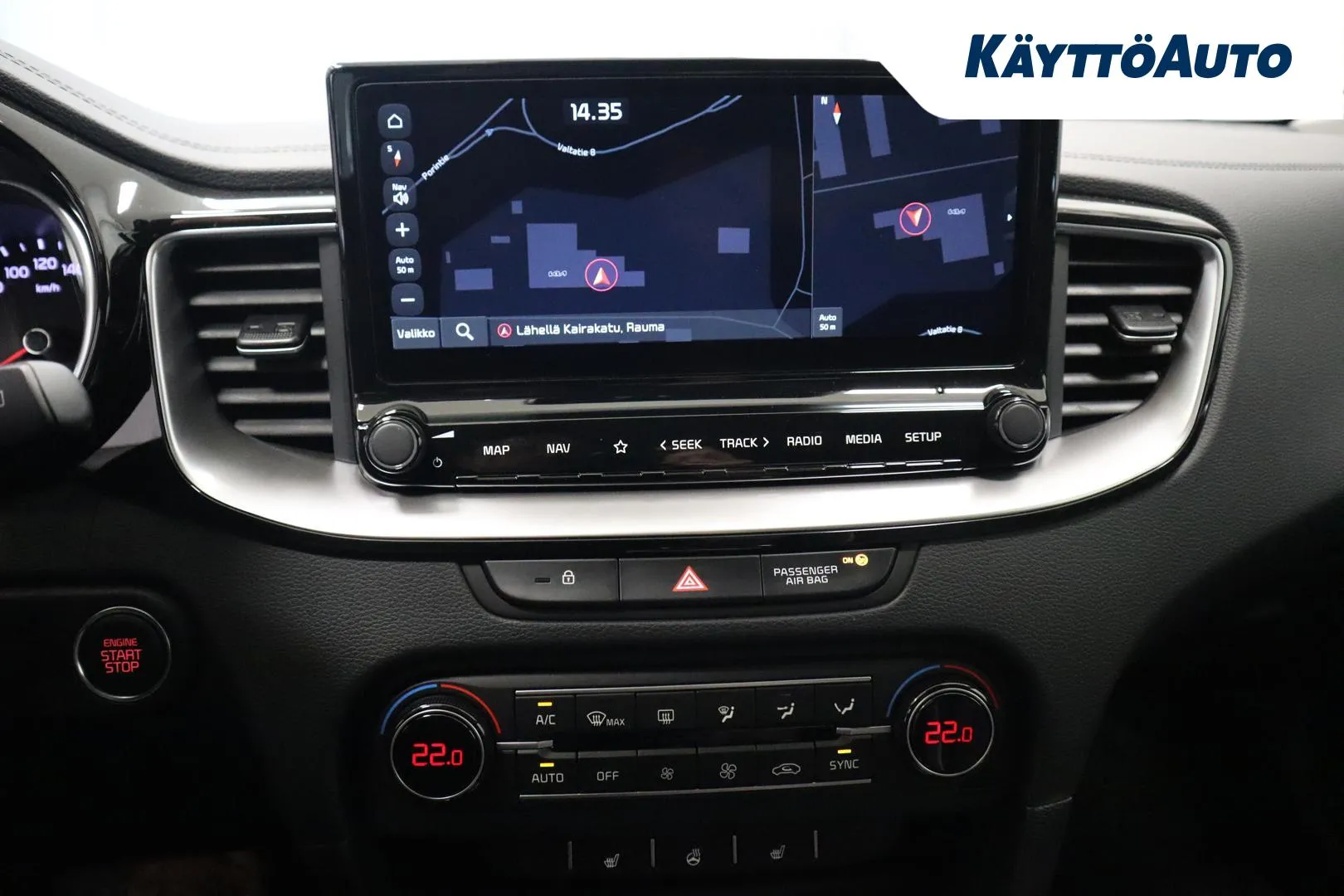Kia XCeed YYE-790 carousel image