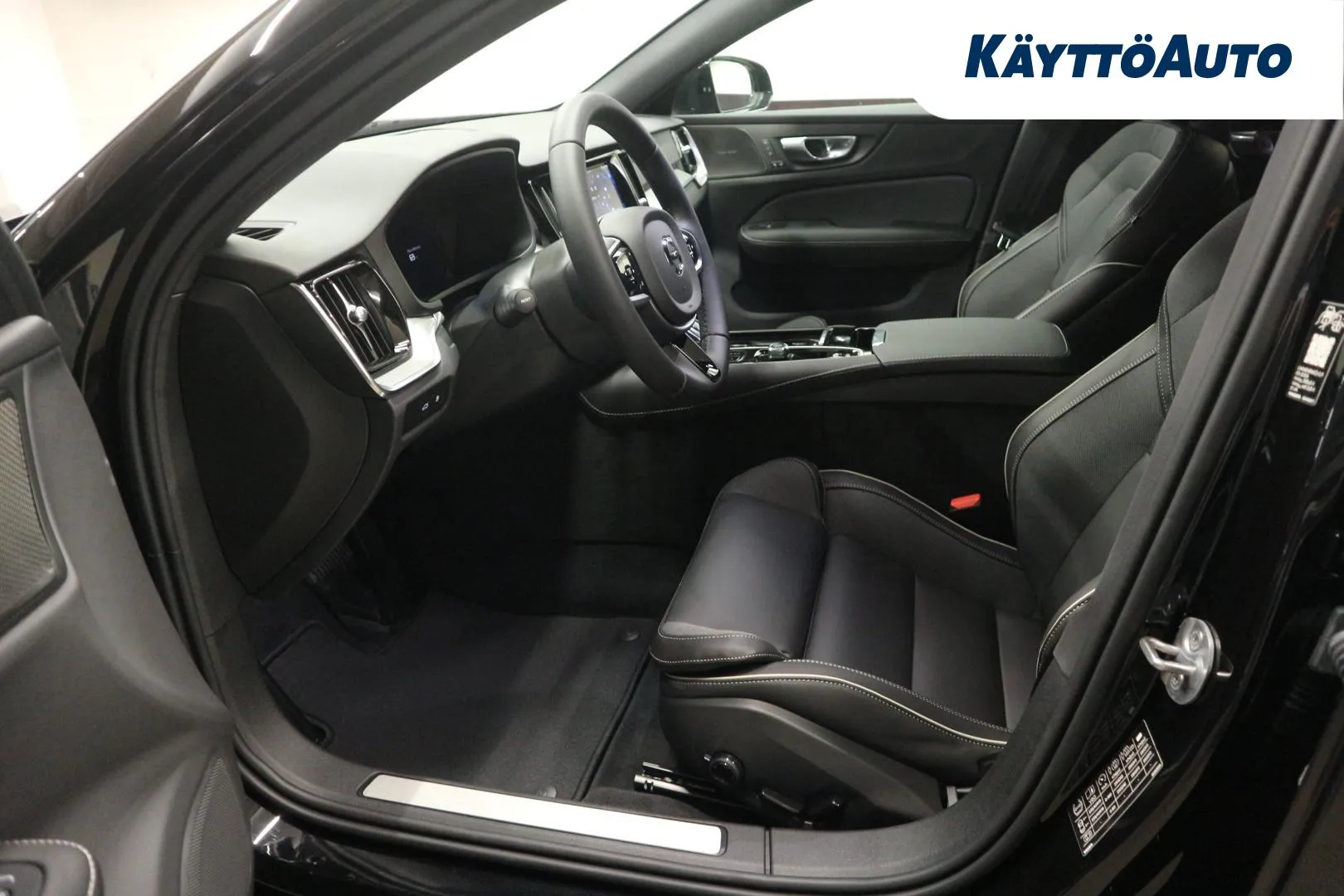 Volvo V60 CSG-730 carousel image