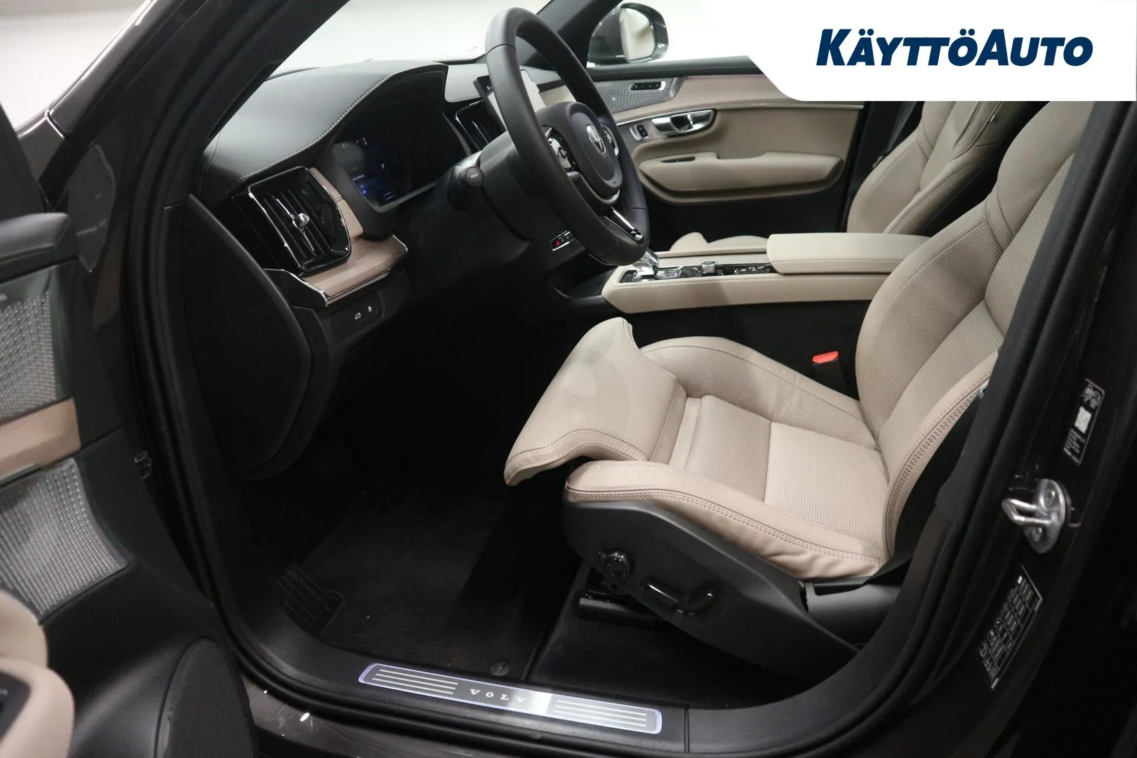 Volvo XC90 JOE-840 carousel image