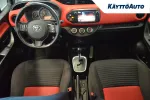 TOYOTA Yaris ENS-218 carousel thumbs