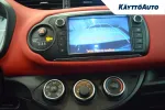TOYOTA Yaris ENS-218 carousel thumbs