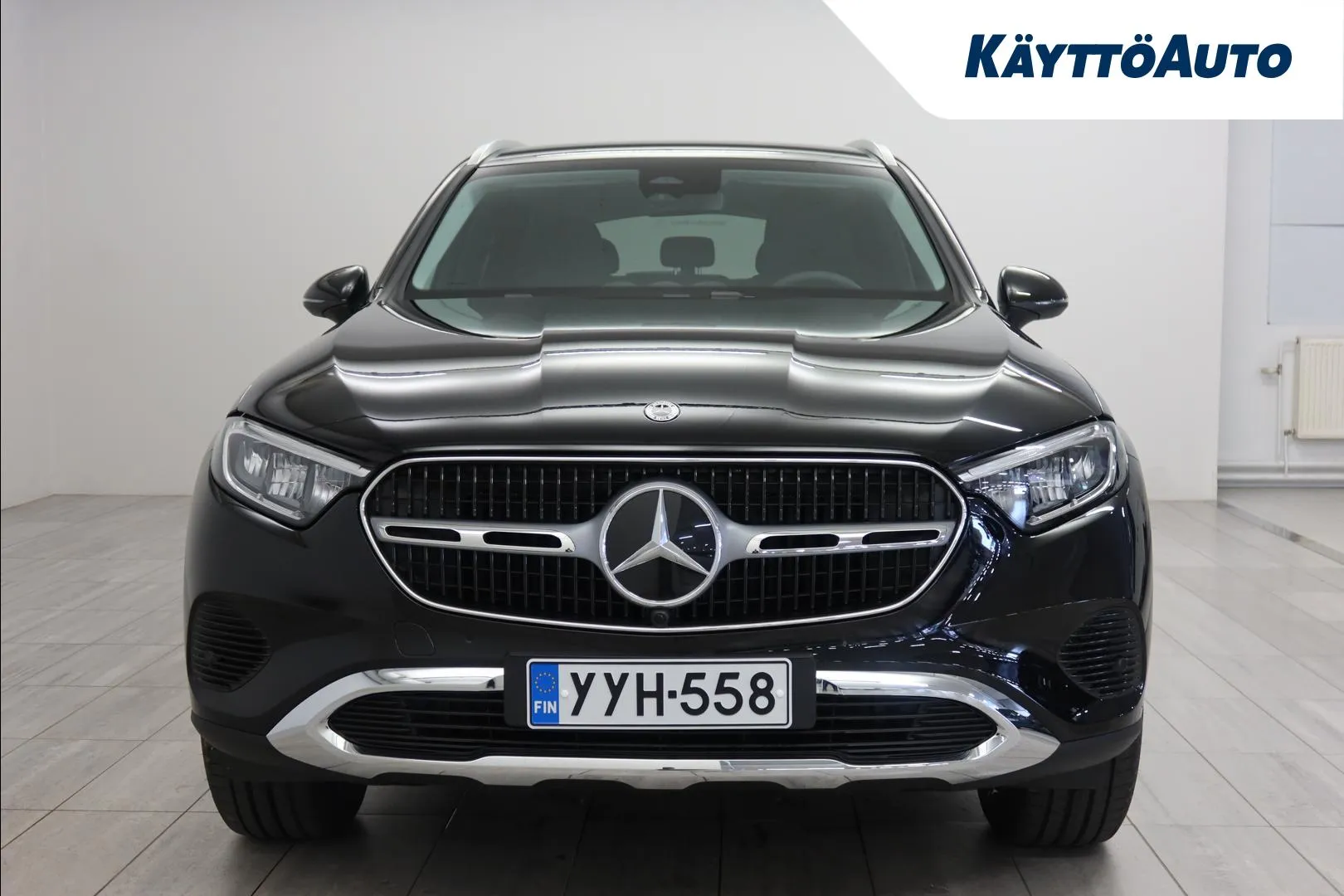 Mercedes-Benz GLC YYH-558 carousel image