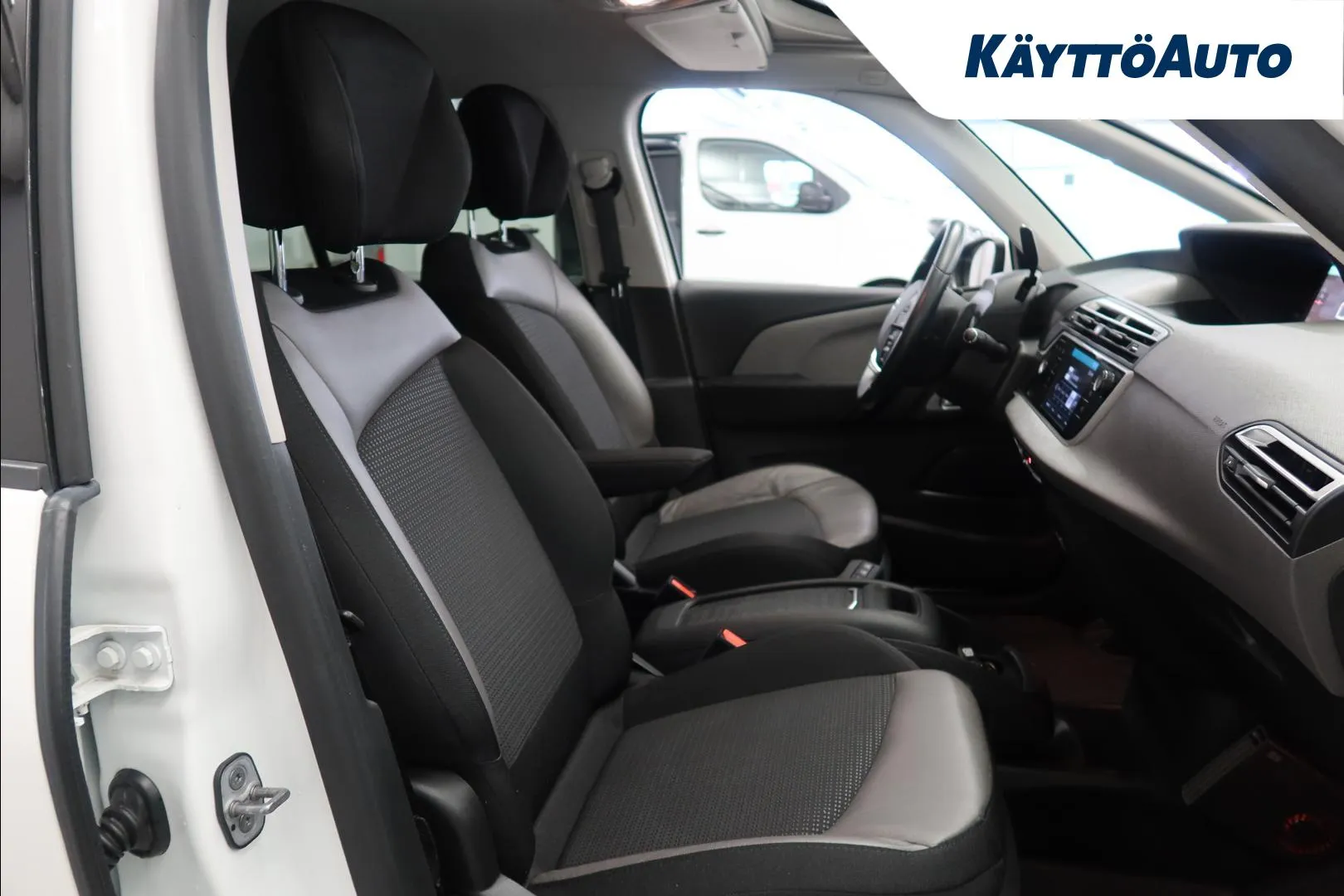 CITROEN Grand C4 Spacetourer NMF-619 carousel image