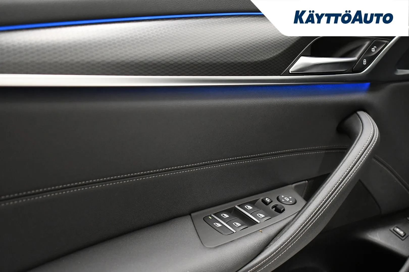 BMW 530 IPB-973 carousel image