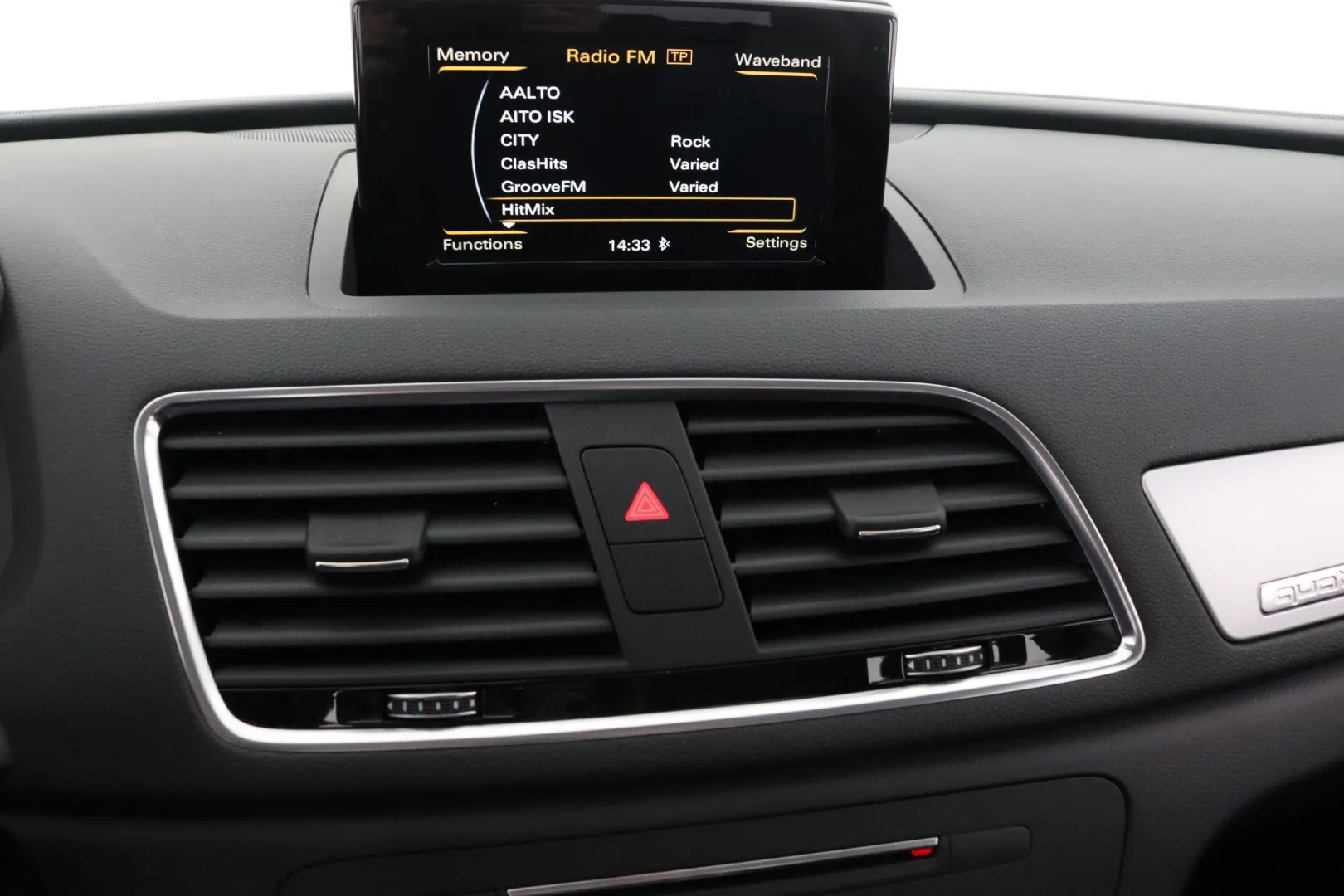 AUDI Q3 JKN-327 carousel image