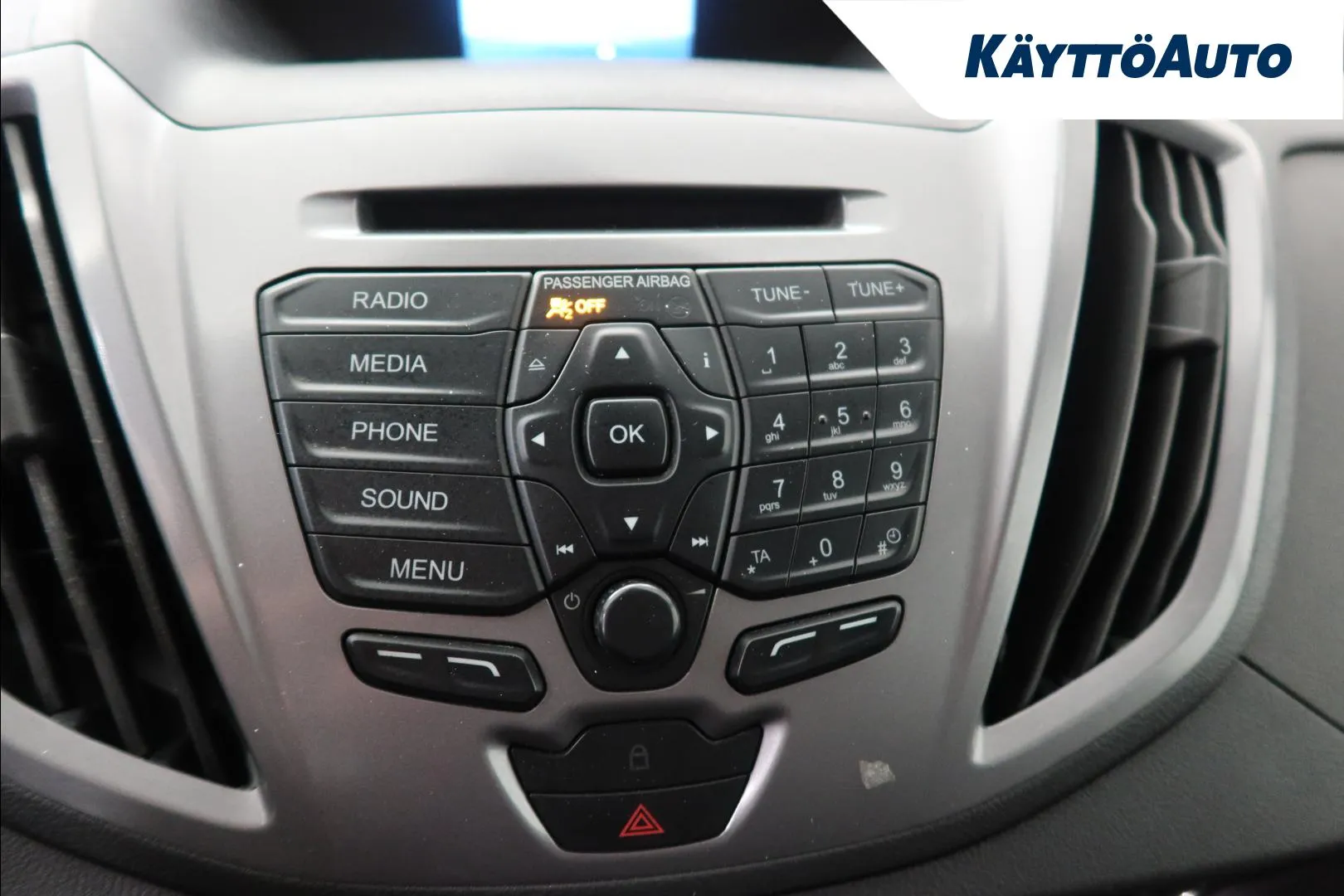 FORD Transit KUJ-458 carousel image