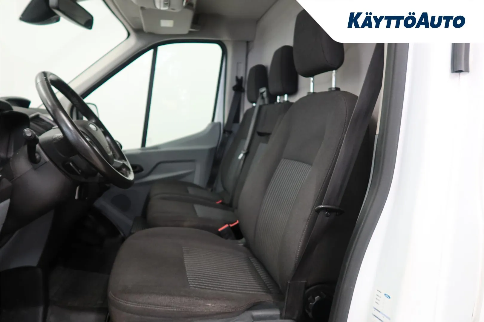 FORD Transit KUJ-458 carousel image