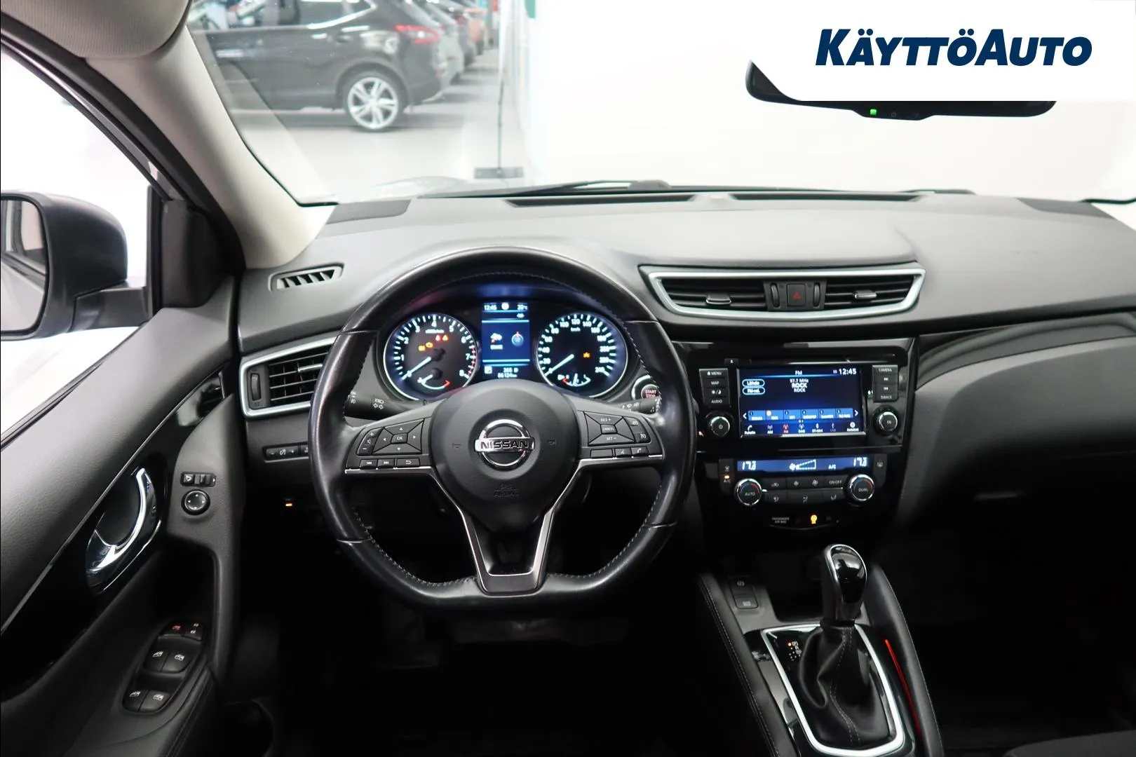 NISSAN Qashqai CNY-300 carousel image