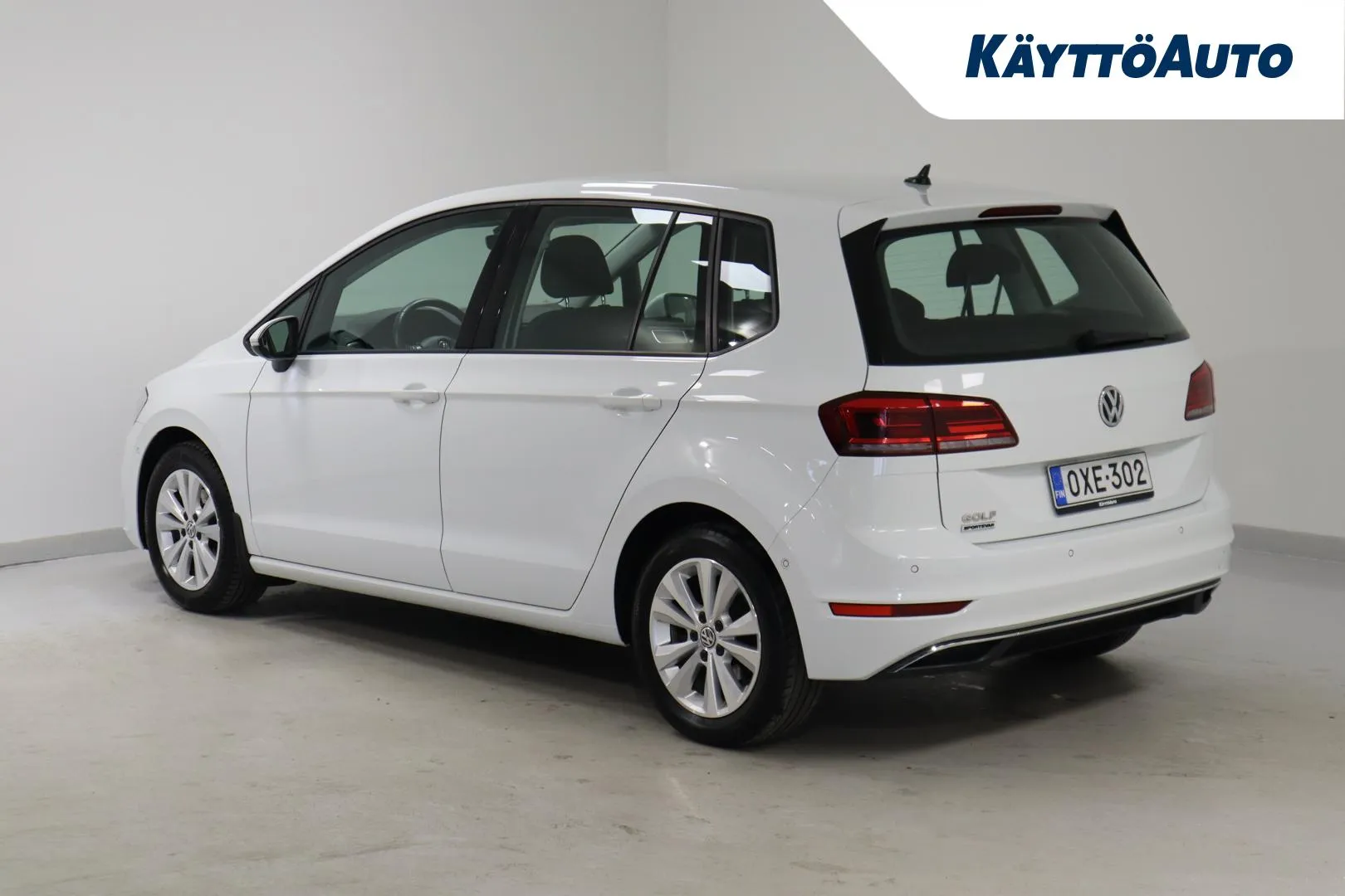 VOLKSWAGEN Golf Sportsvan OXE-302 carousel image