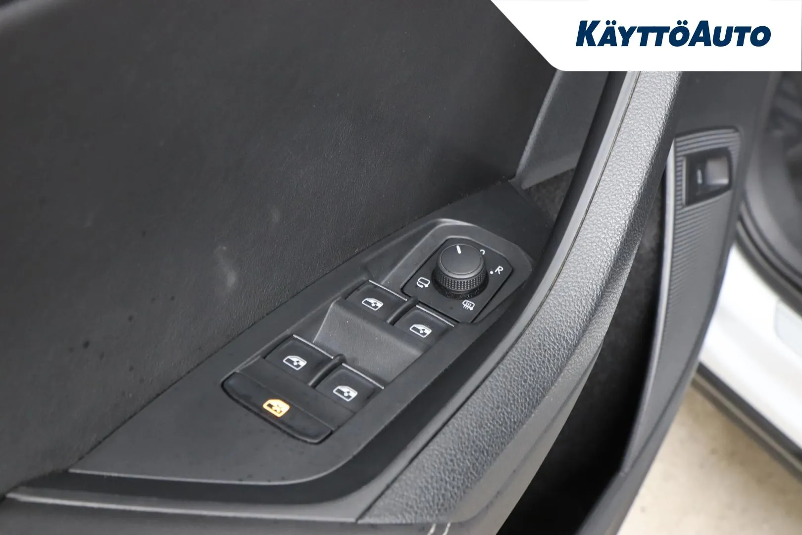 SKODA Kodiaq XXC-889 carousel image
