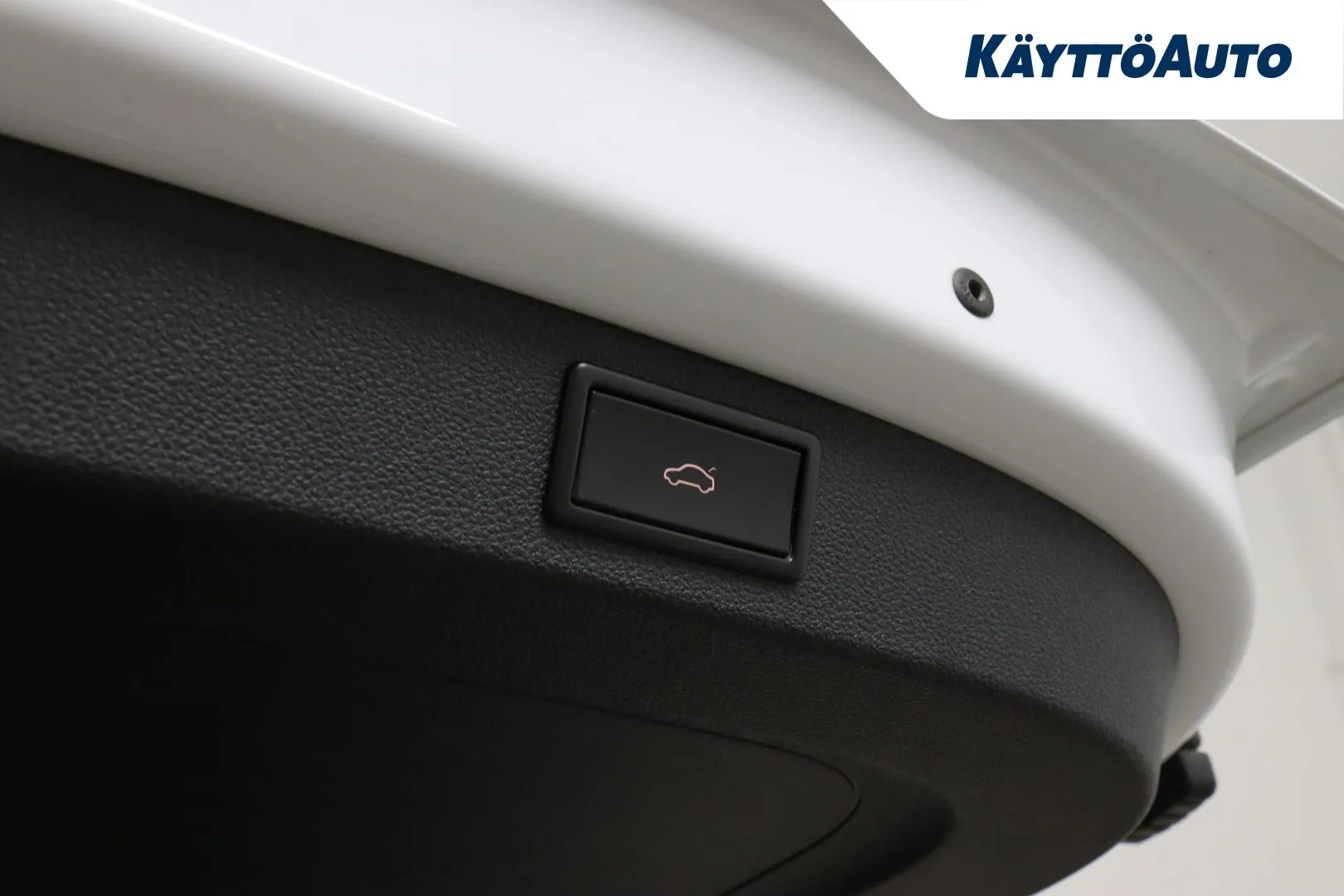 SKODA Kodiaq XXC-889 carousel image