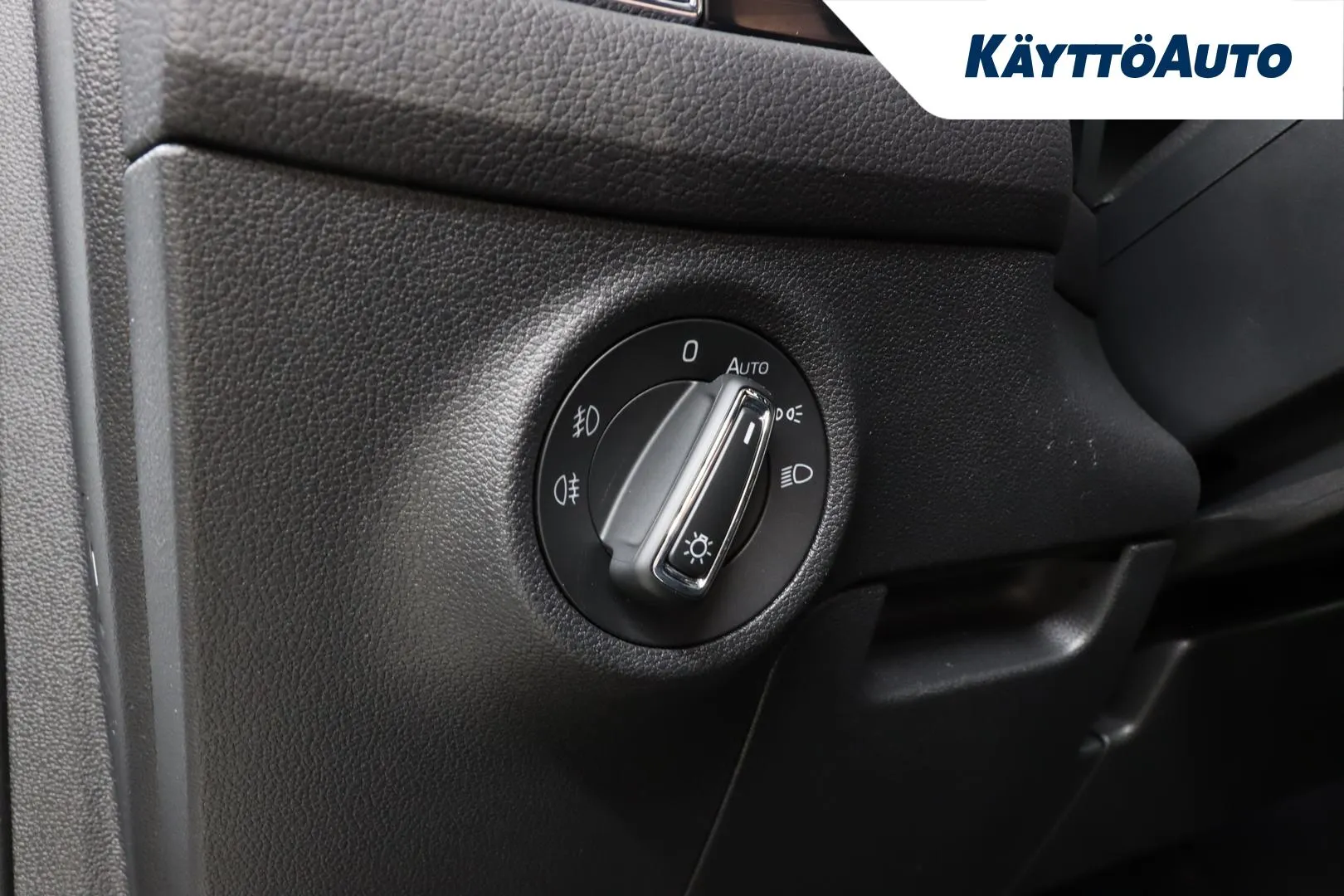 SKODA Kodiaq XXC-889 carousel image