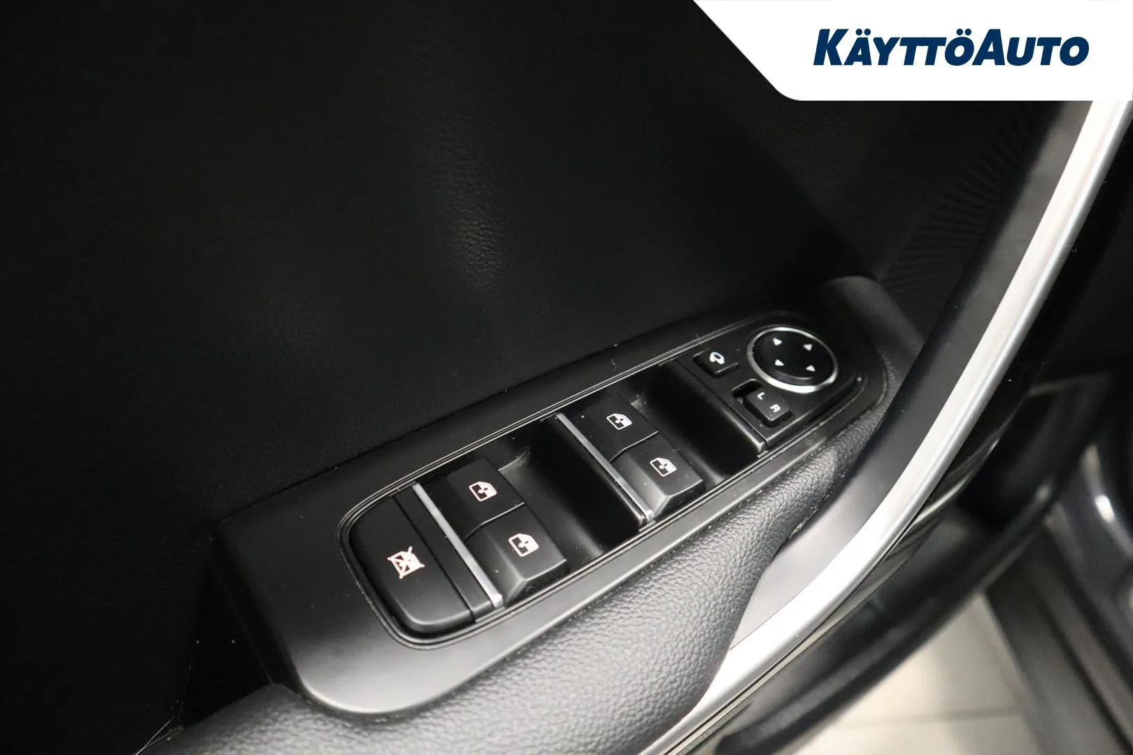 KIA XCeed EUN-189 carousel image