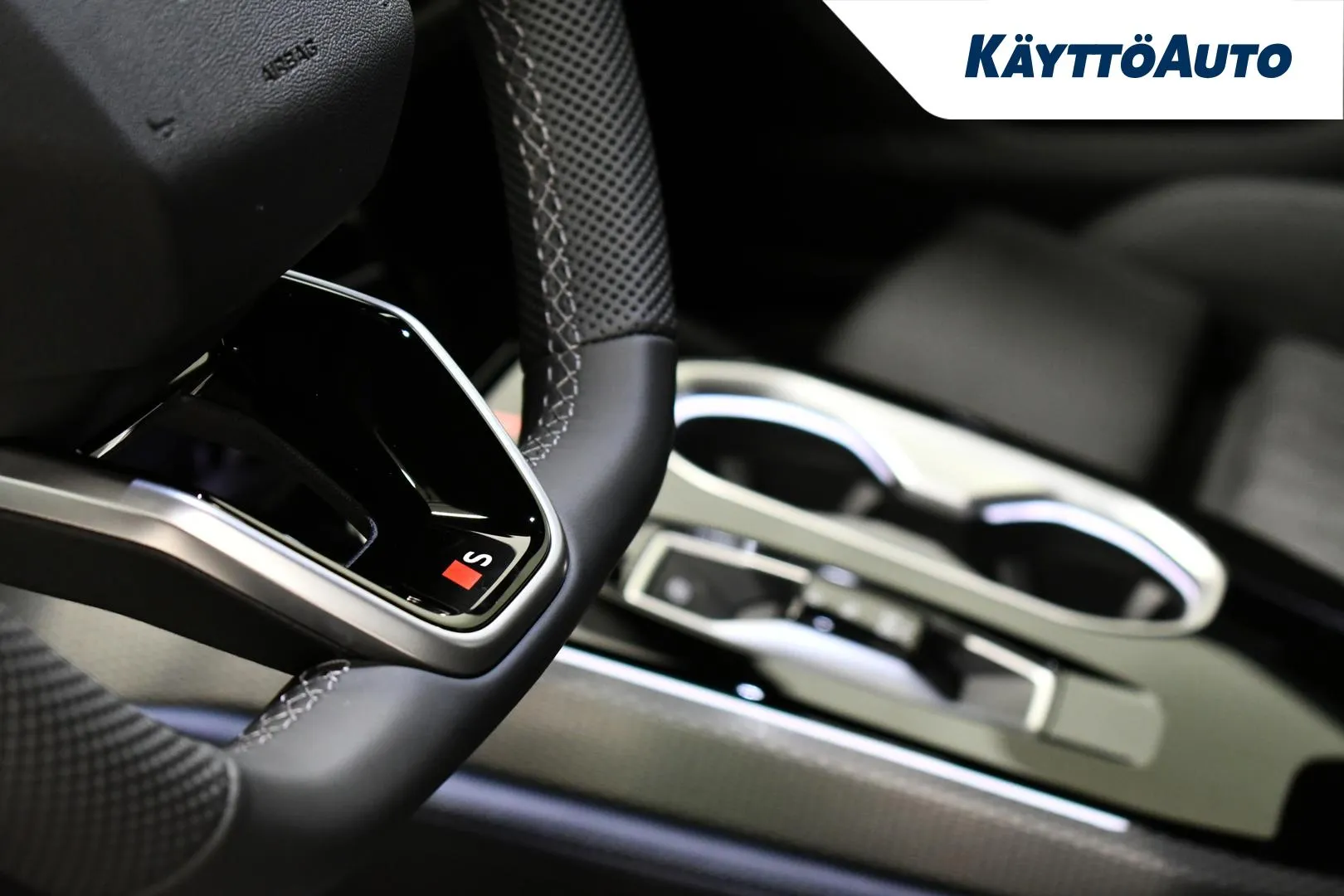 Audi A6 YYG-478 carousel image
