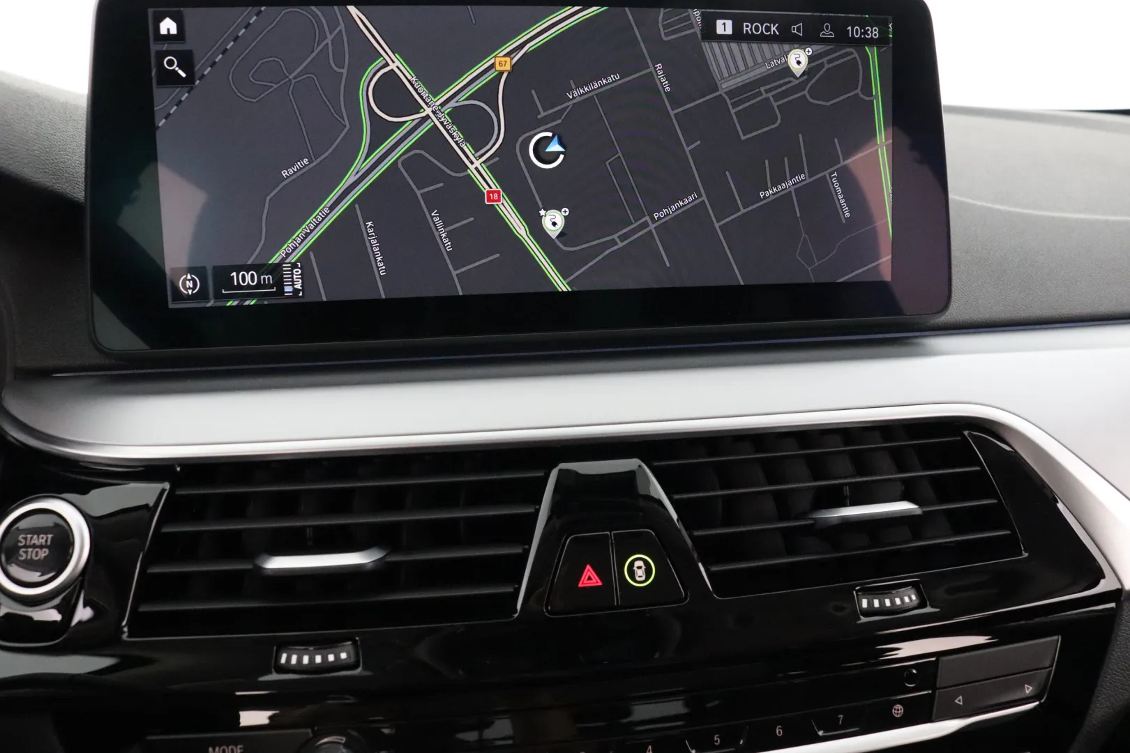 BMW 530 ZOP-572 carousel image