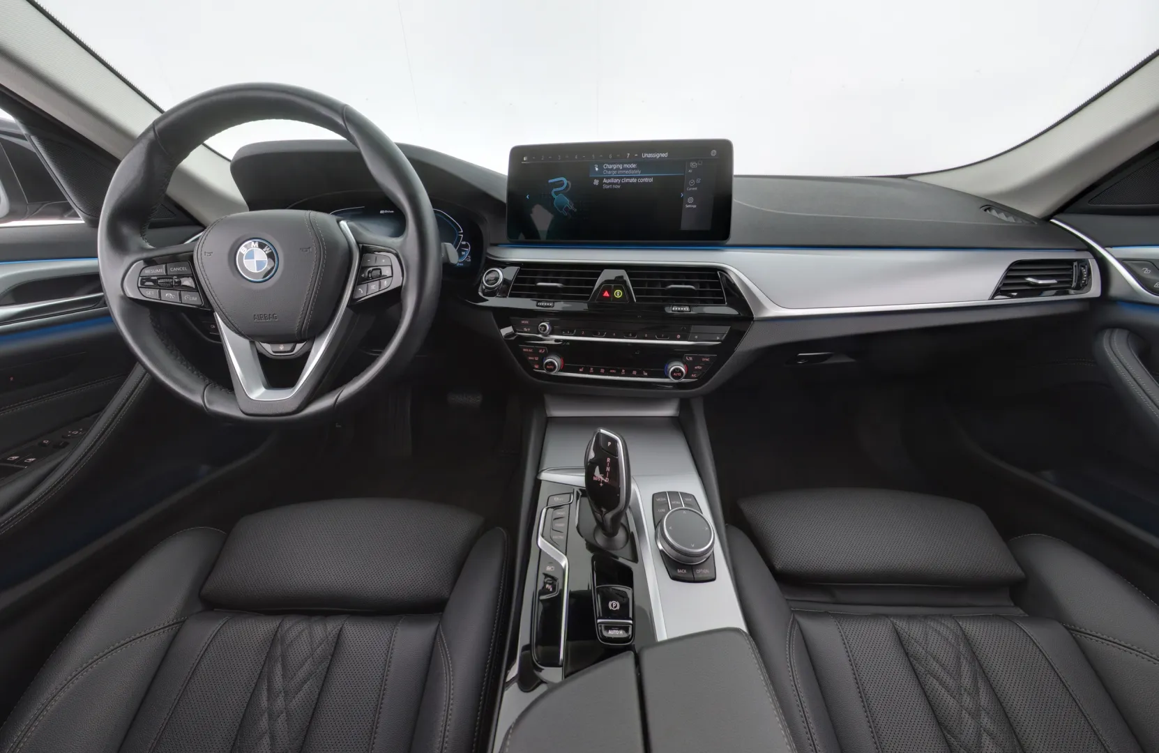 BMW 530 ZOP-572 carousel image