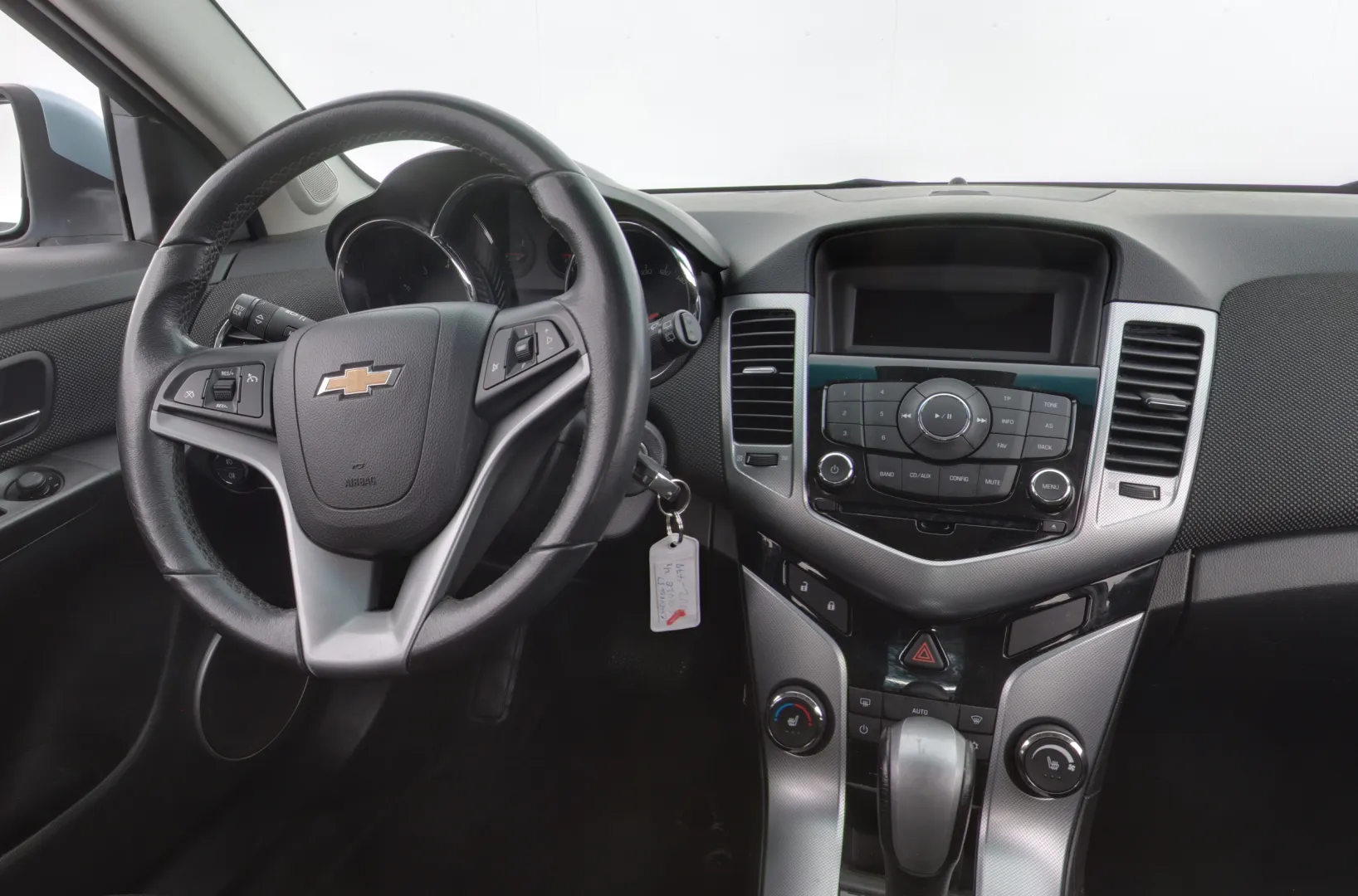 Chevrolet Cruze VVZ-478 carousel image