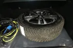 VOLVO XC60 YXI-633 carousel thumbs