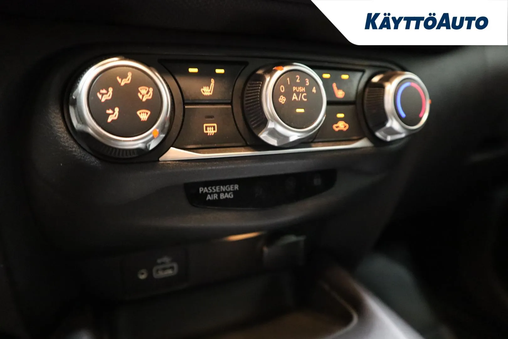 NISSAN Juke XPN-393 carousel image