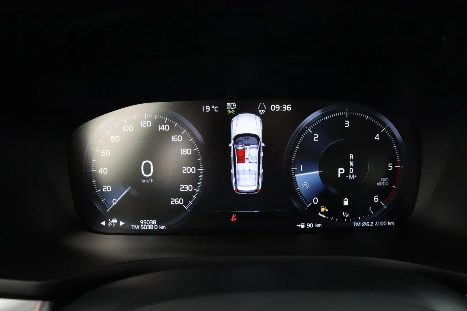 VOLVO V60 Cross Country SZF-719 carousel image