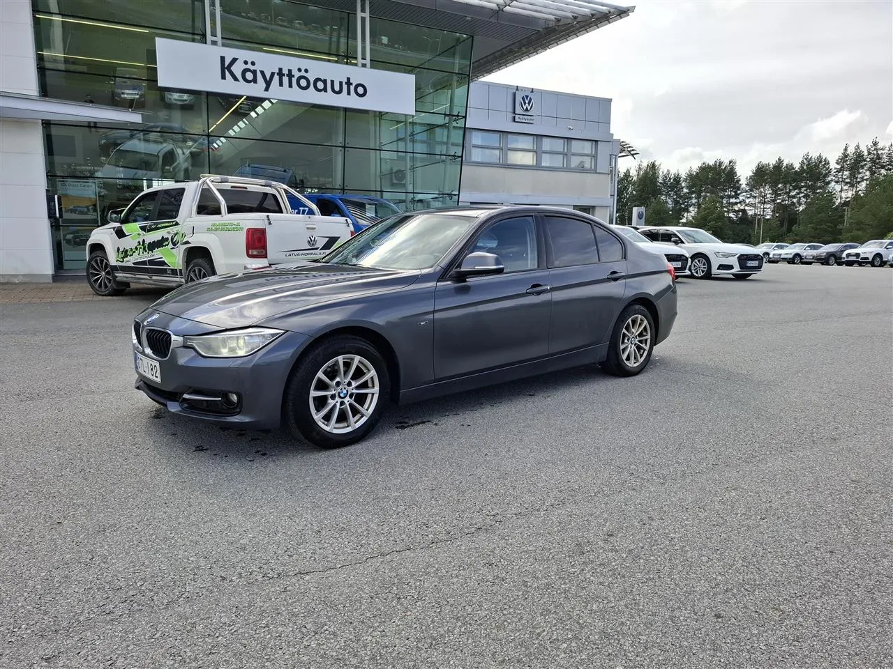 BMW 316 OTL-182 carousel image