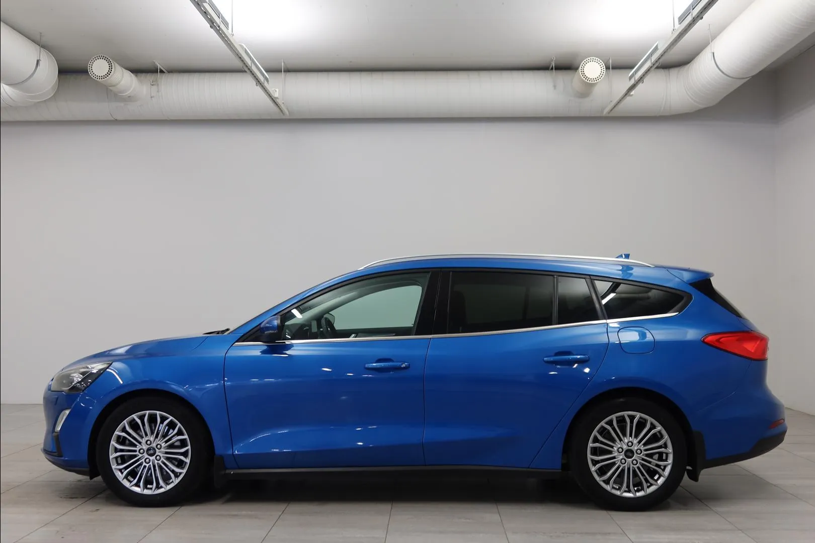 FORD Focus OXS-671 carousel image